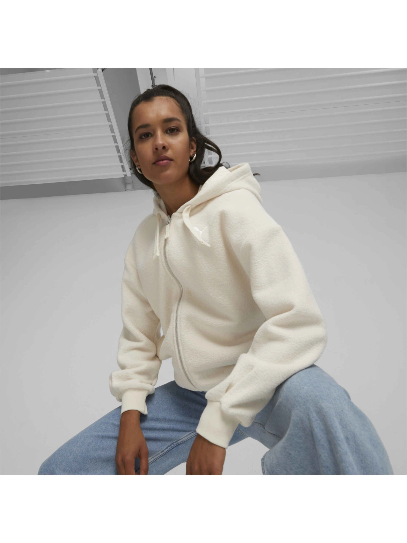 Худі та світшоти PUMA Her Winterized Hoodie модель 676008 Фото