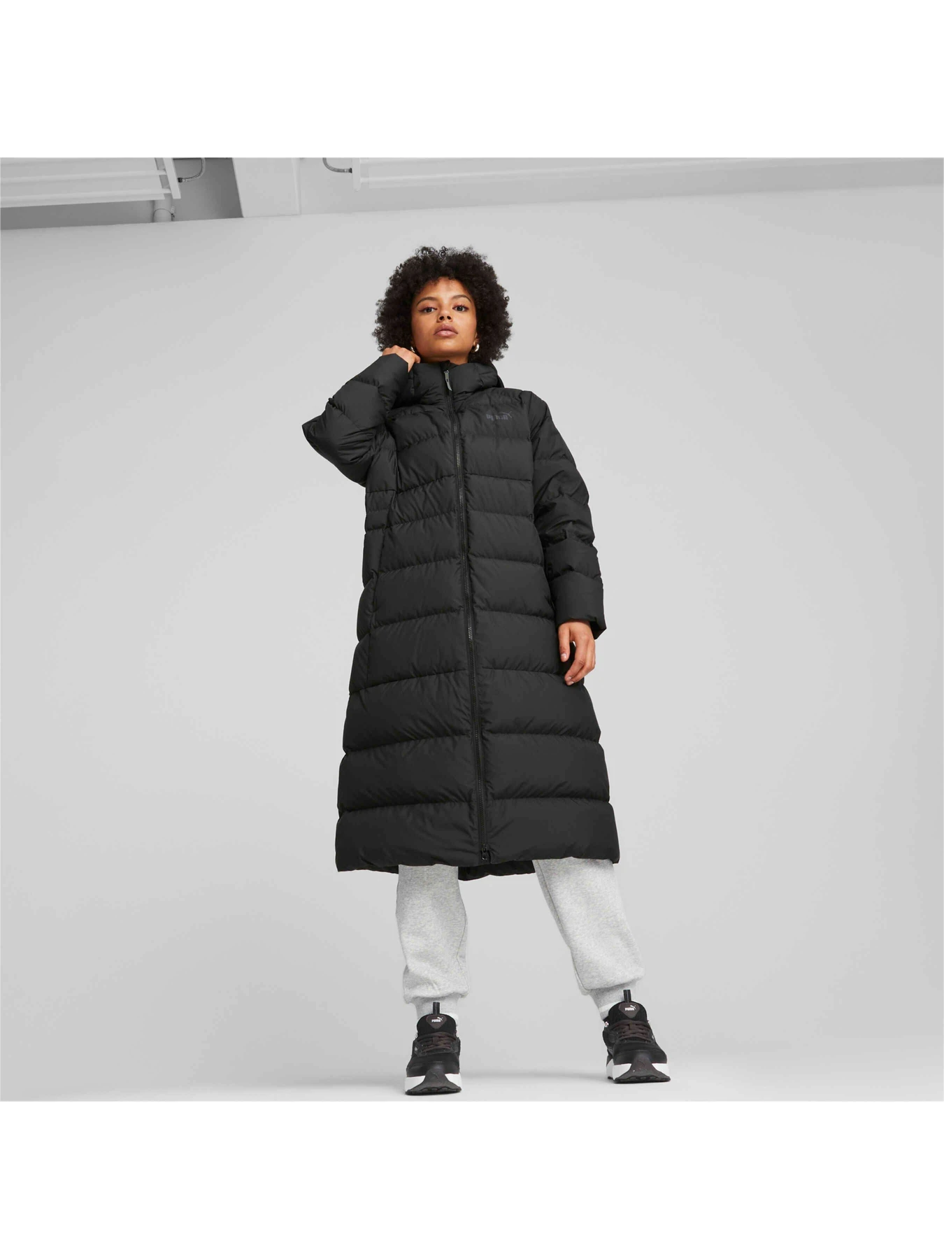 Куртки и дубленки PUMA Long Hooded Down Coat модель 675365 Куртки и дубленки PUMA Long Hooded Down Coat модель 675365 Фото
