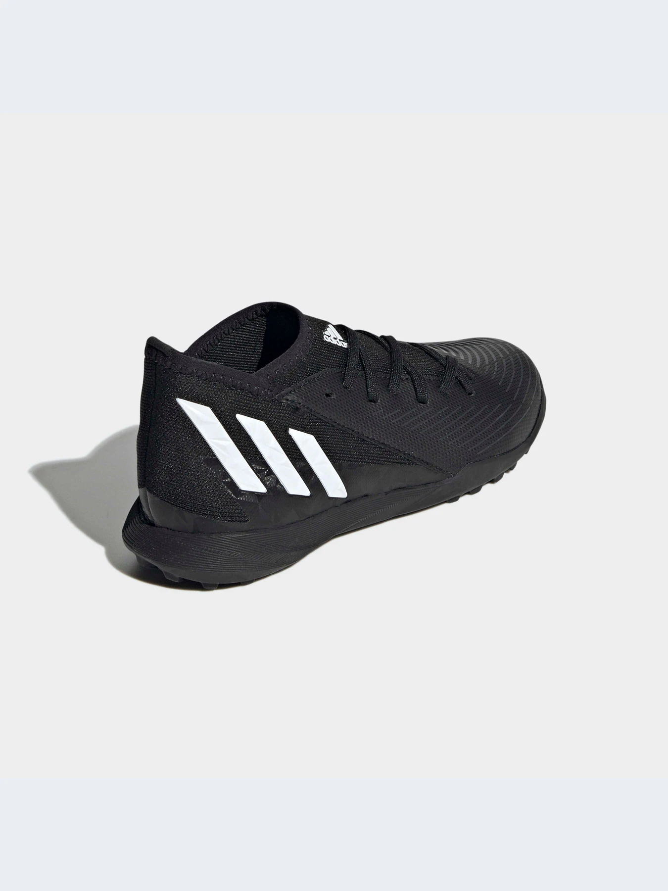 Кроссовки Adidas Predator модель GZ2895 Фото