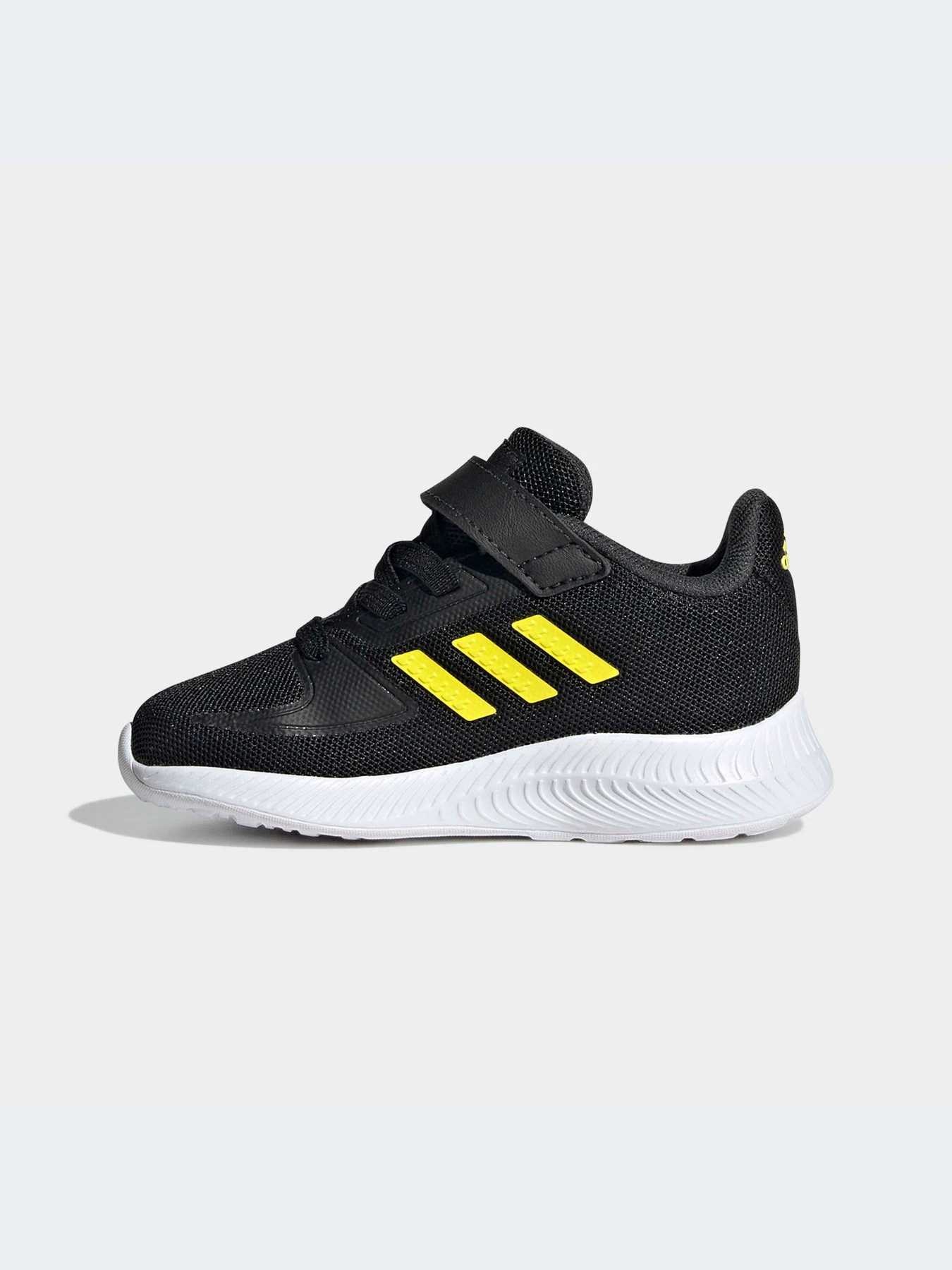 Кросівки Adidas модель HR1400 Фото