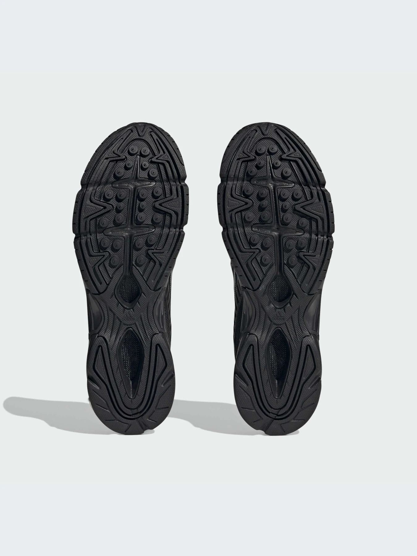 Кроссовки Adidas модель IE4216 Кроссовки Adidas модель IE4216 Фото