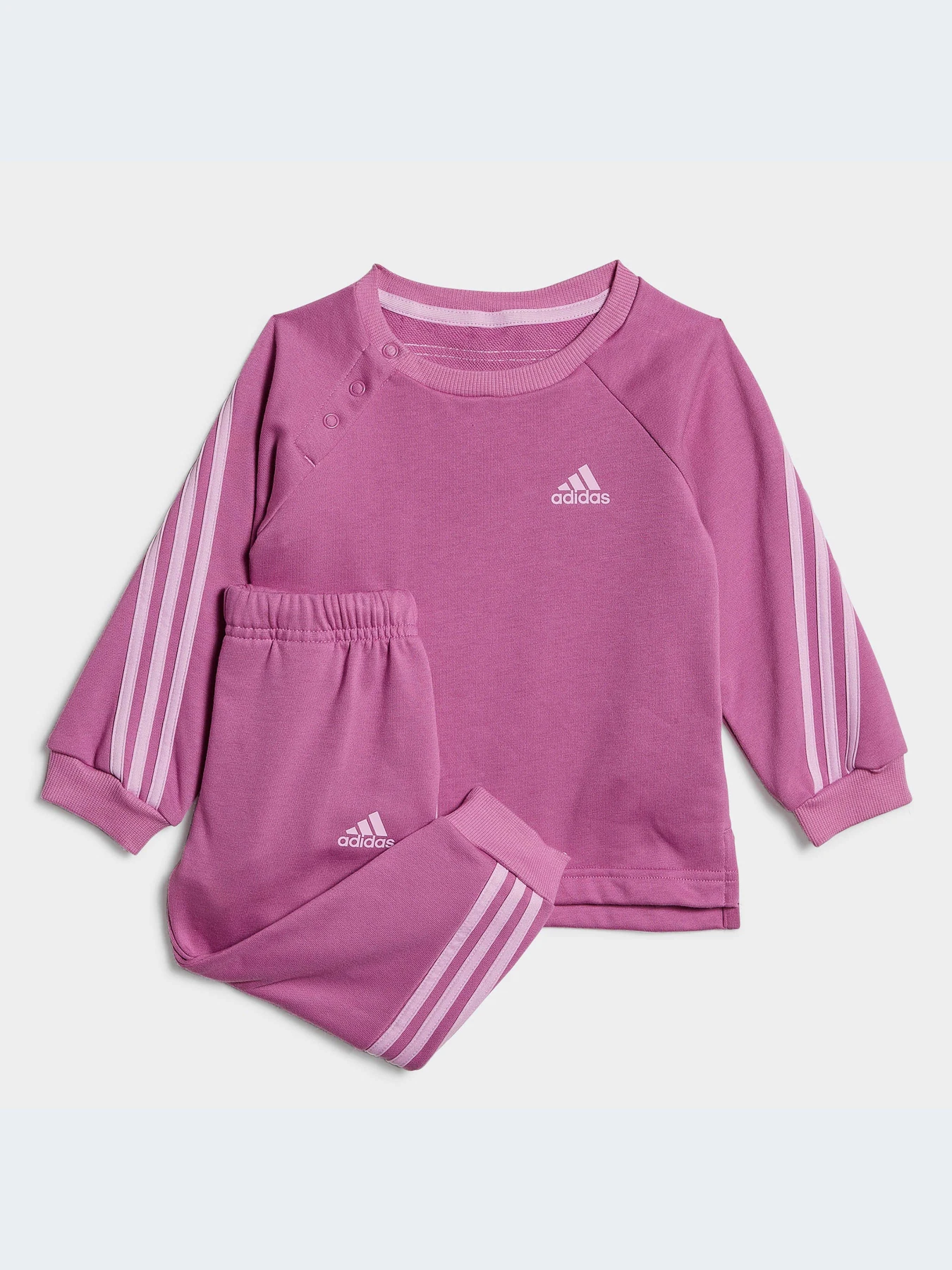 Костюми Adidas Культові силуети модель HN8930 Костюми Adidas Культові силуети модель HN8930 Фото