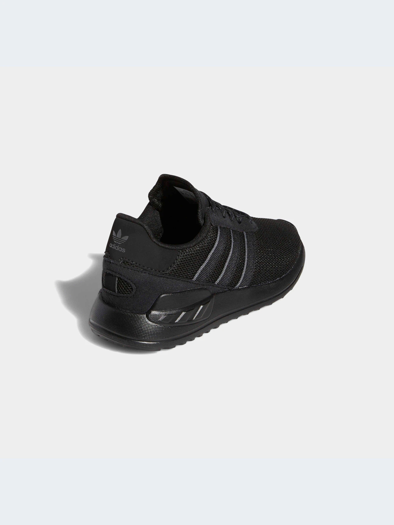 Кросівки Adidas модель FW8274 Кросівки Adidas модель FW8274 Фото