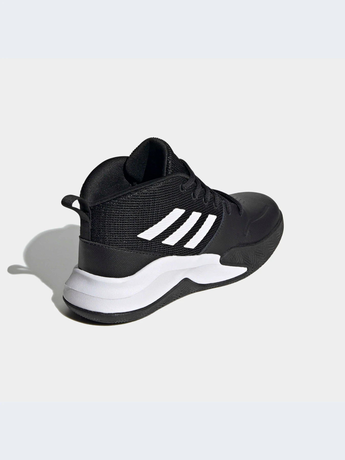 Кроссовки Adidas модель FV9451 Фото