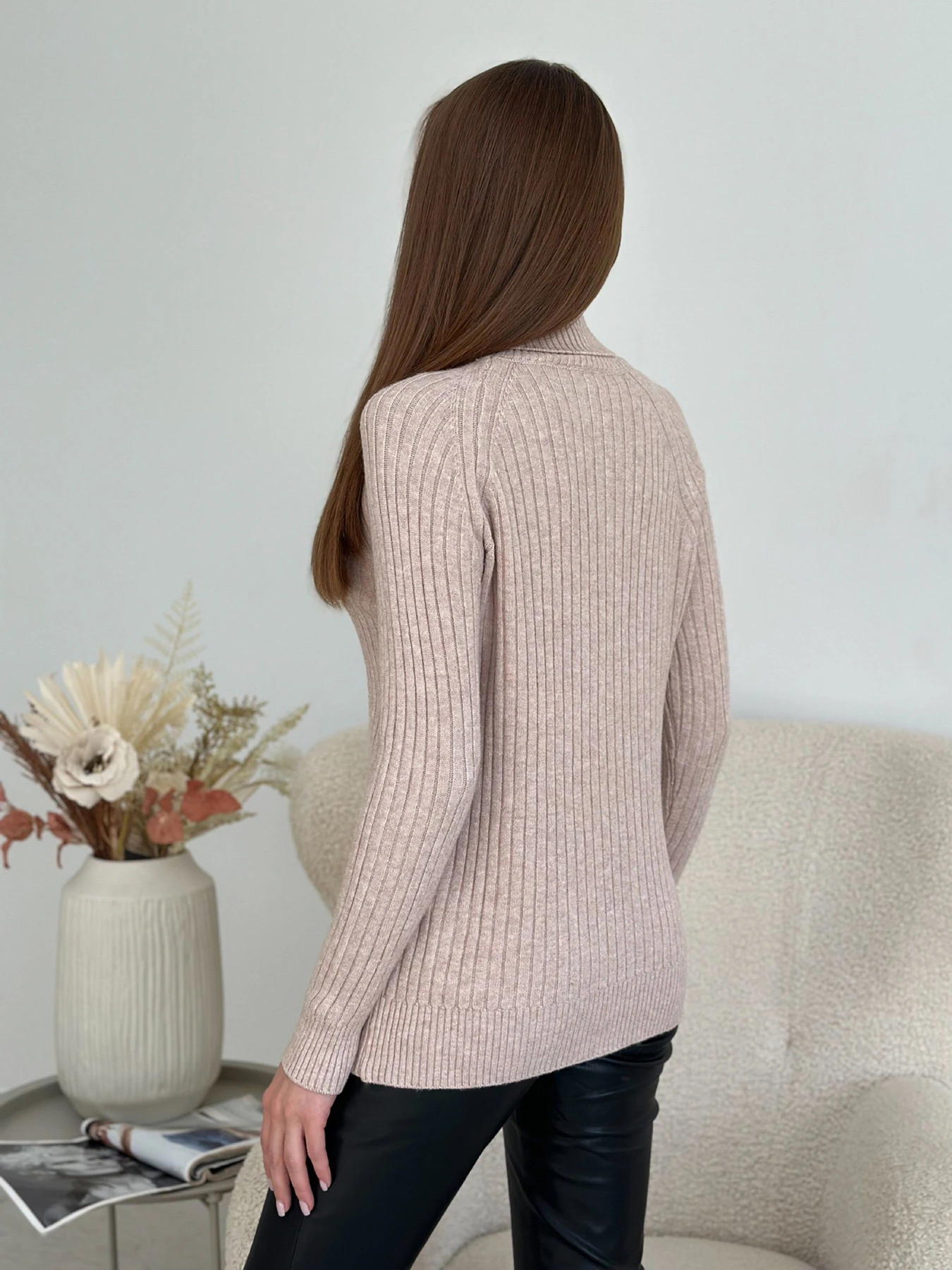 Свитры и кардиганы ISSA Plus модель WN20-582_бежевый Фото