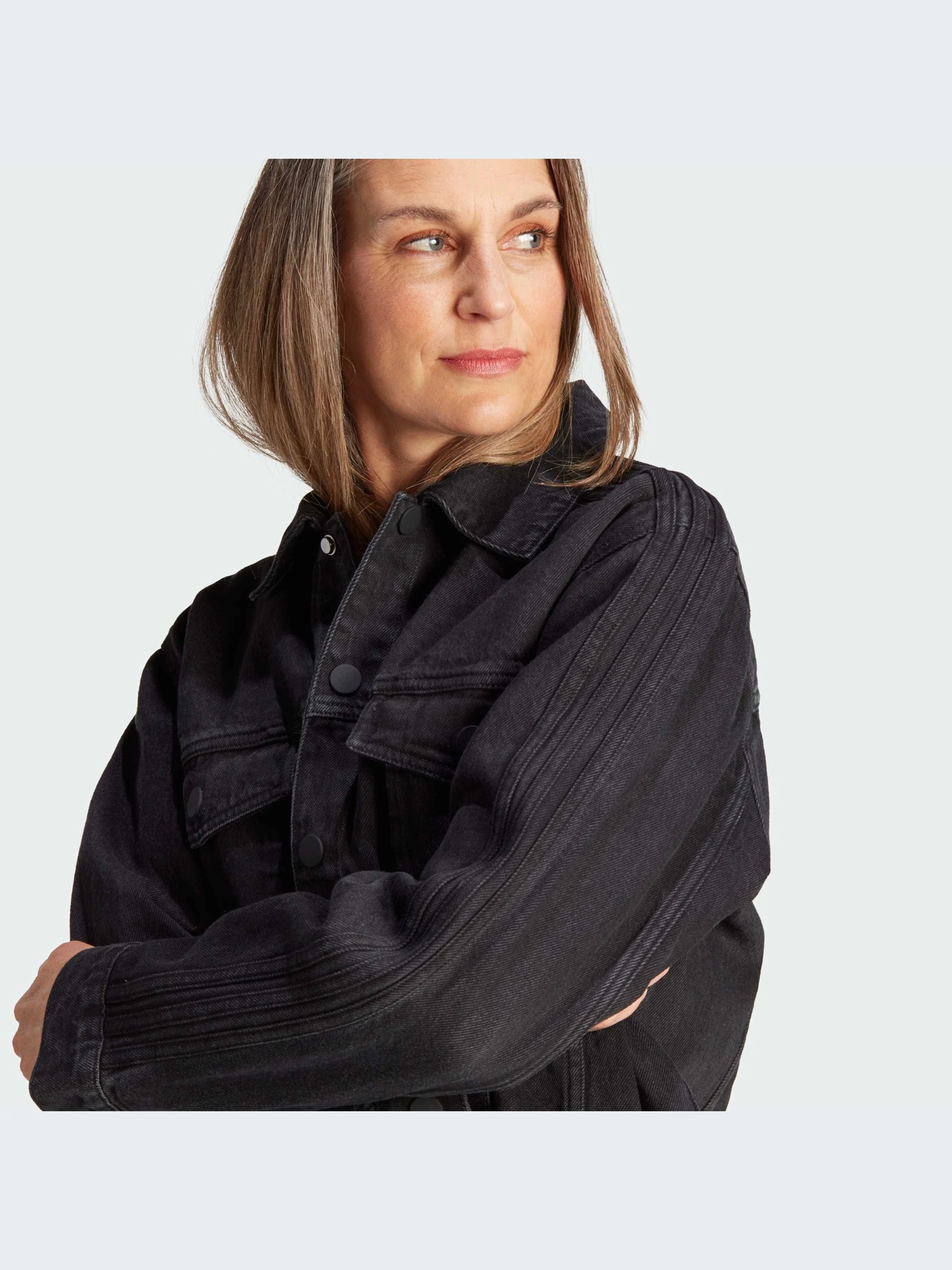 Куртки и дубленки Adidas x KSENIASCHNAIDER модель IJ8337 Куртки и дубленки Adidas x KSENIASCHNAIDER модель IJ8337 Фото