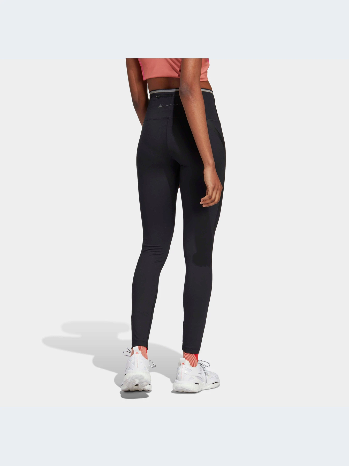 Брюки Adidas модель HR6564 Брюки Adidas модель HR6564 Фото
