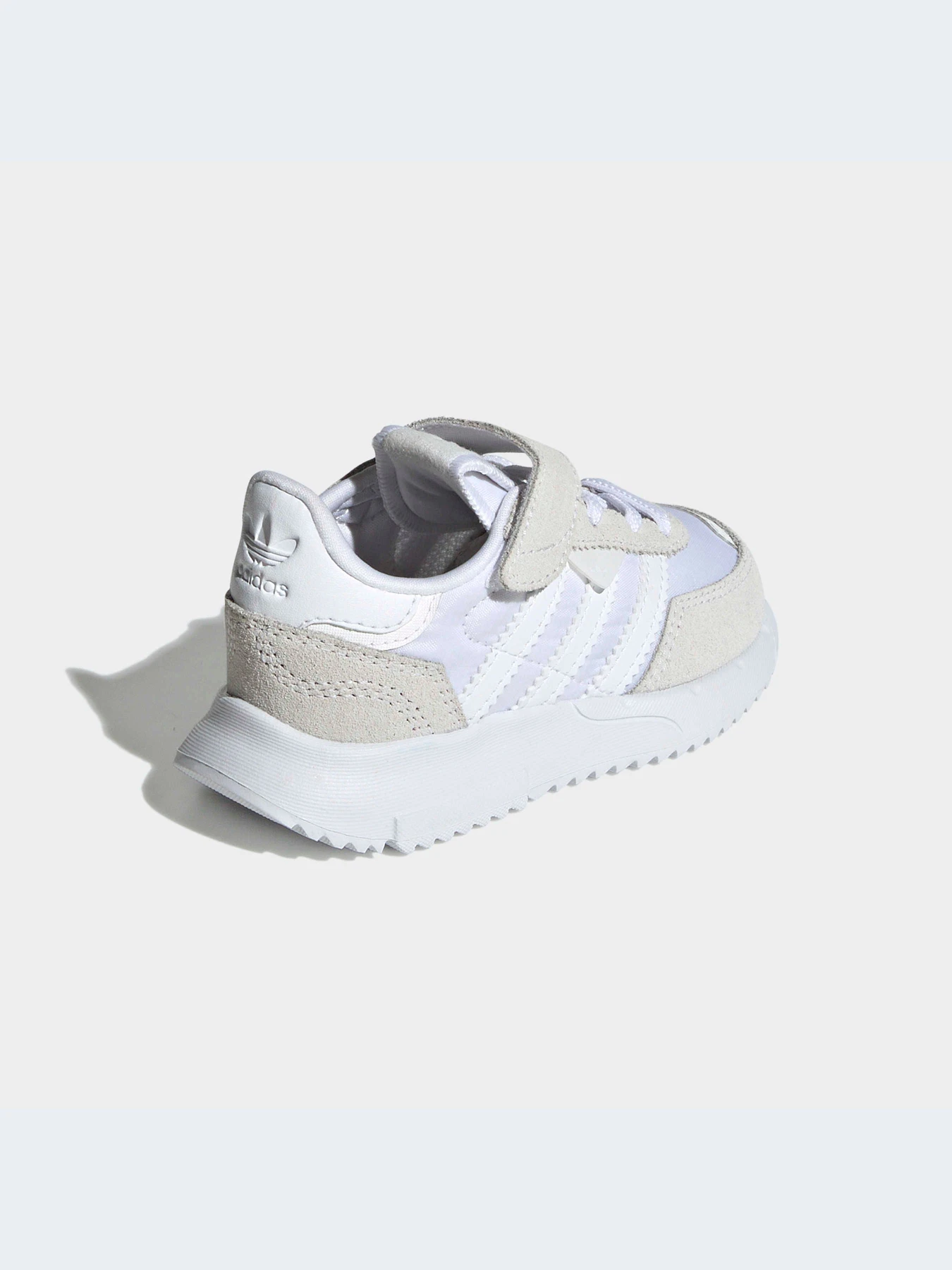 Кроссовки Adidas Retropy модель GX9070 Кроссовки Adidas Retropy модель GX9070 Фото