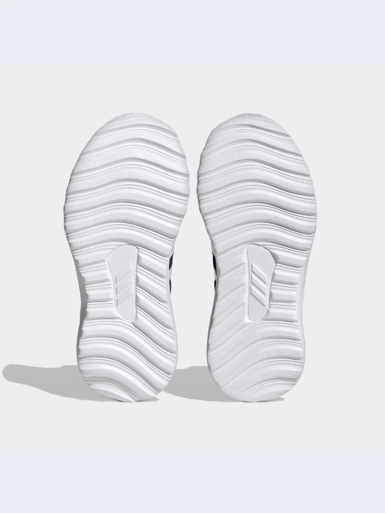 Кроссовки Adidas модель H03622 Фото