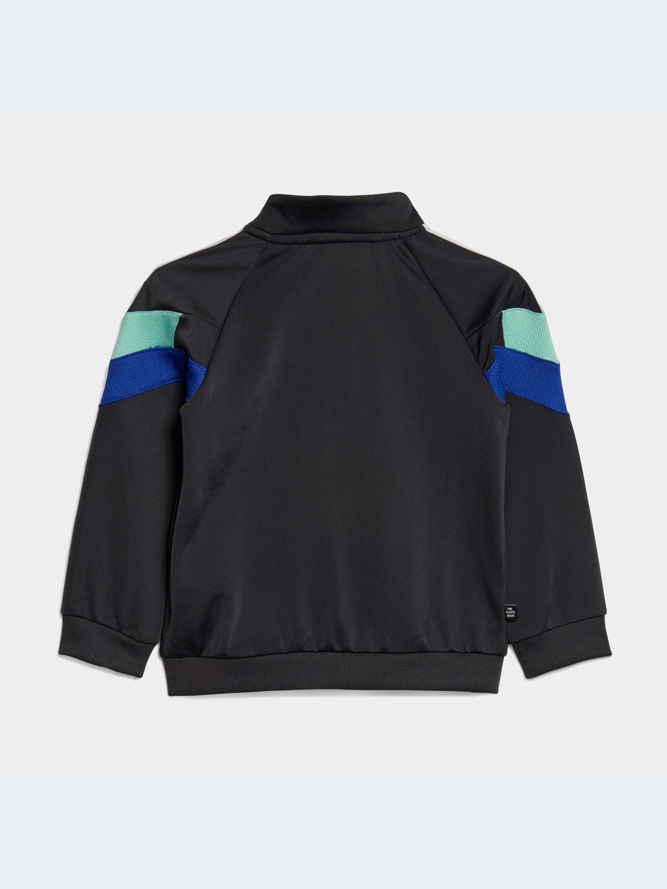Костюмы Adidas модель IC0015 Костюмы Adidas модель IC0015 Фото