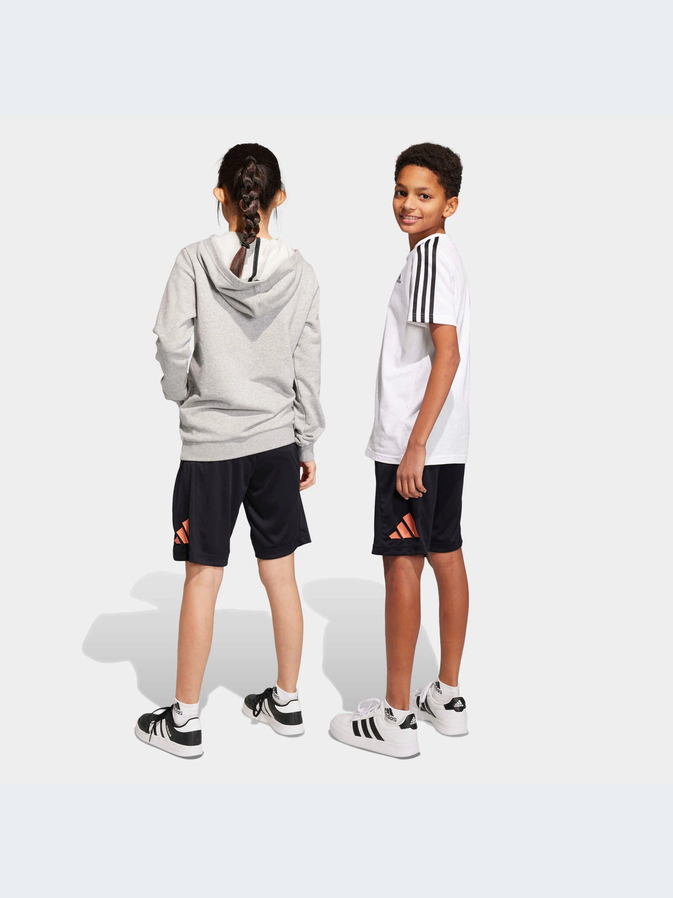 Шорты Adidas модель IC5658 Шорты Adidas модель IC5658 Фото