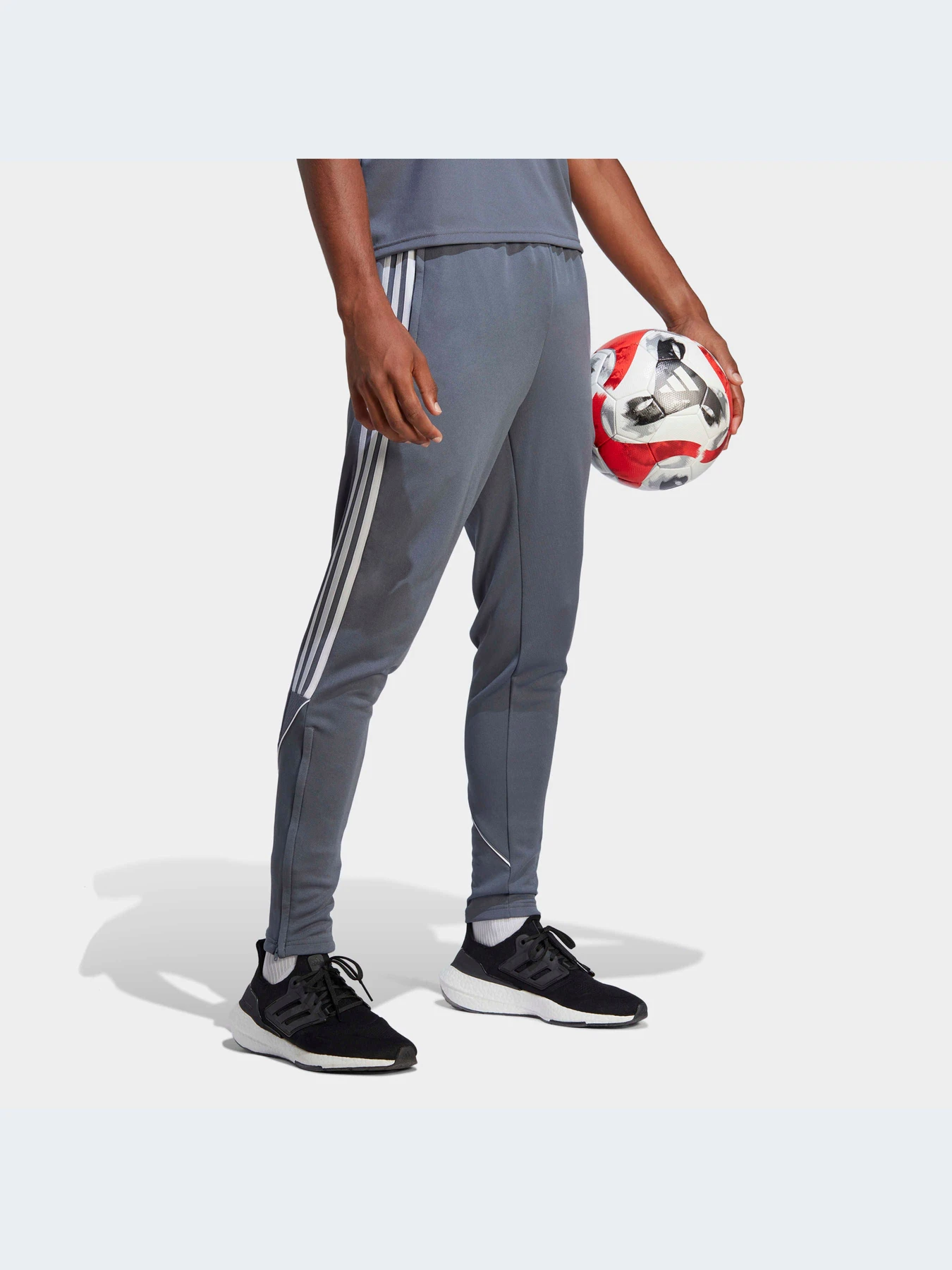 Брюки Adidas Tiro модель IB8478 Брюки Adidas Tiro модель IB8478 Фото