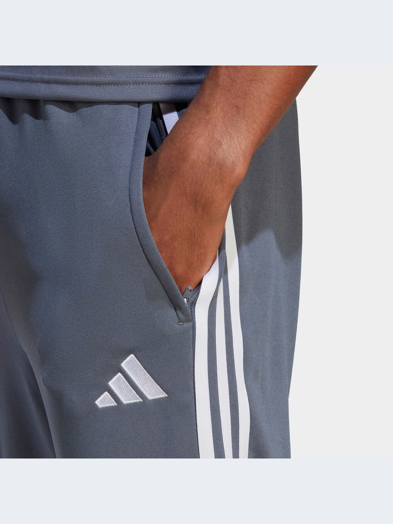 Брюки Adidas Tiro модель IB8478 Брюки Adidas Tiro модель IB8478 Фото