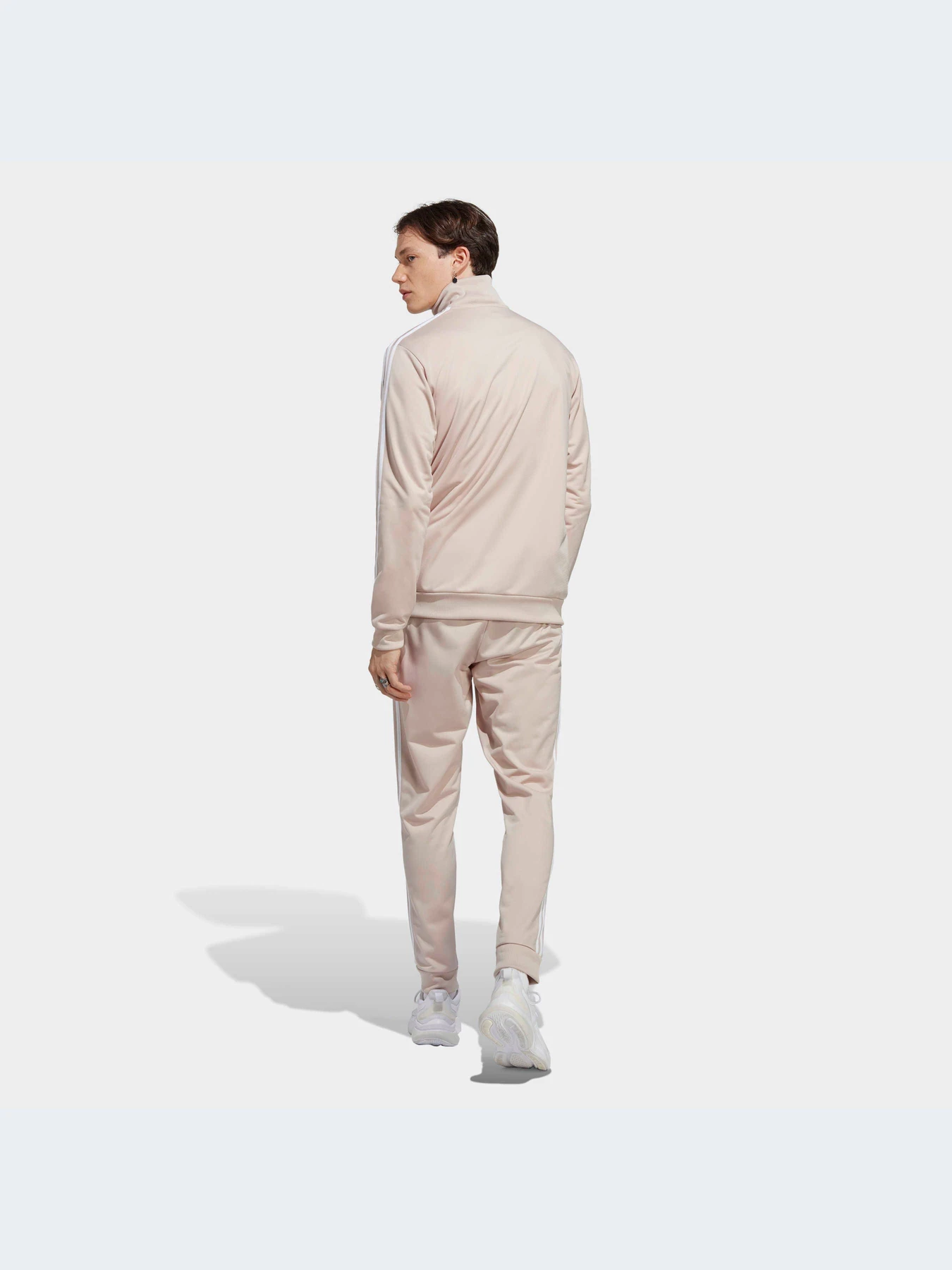 Костюмы Adidas модель IC6759 Костюмы Adidas модель IC6759 Фото