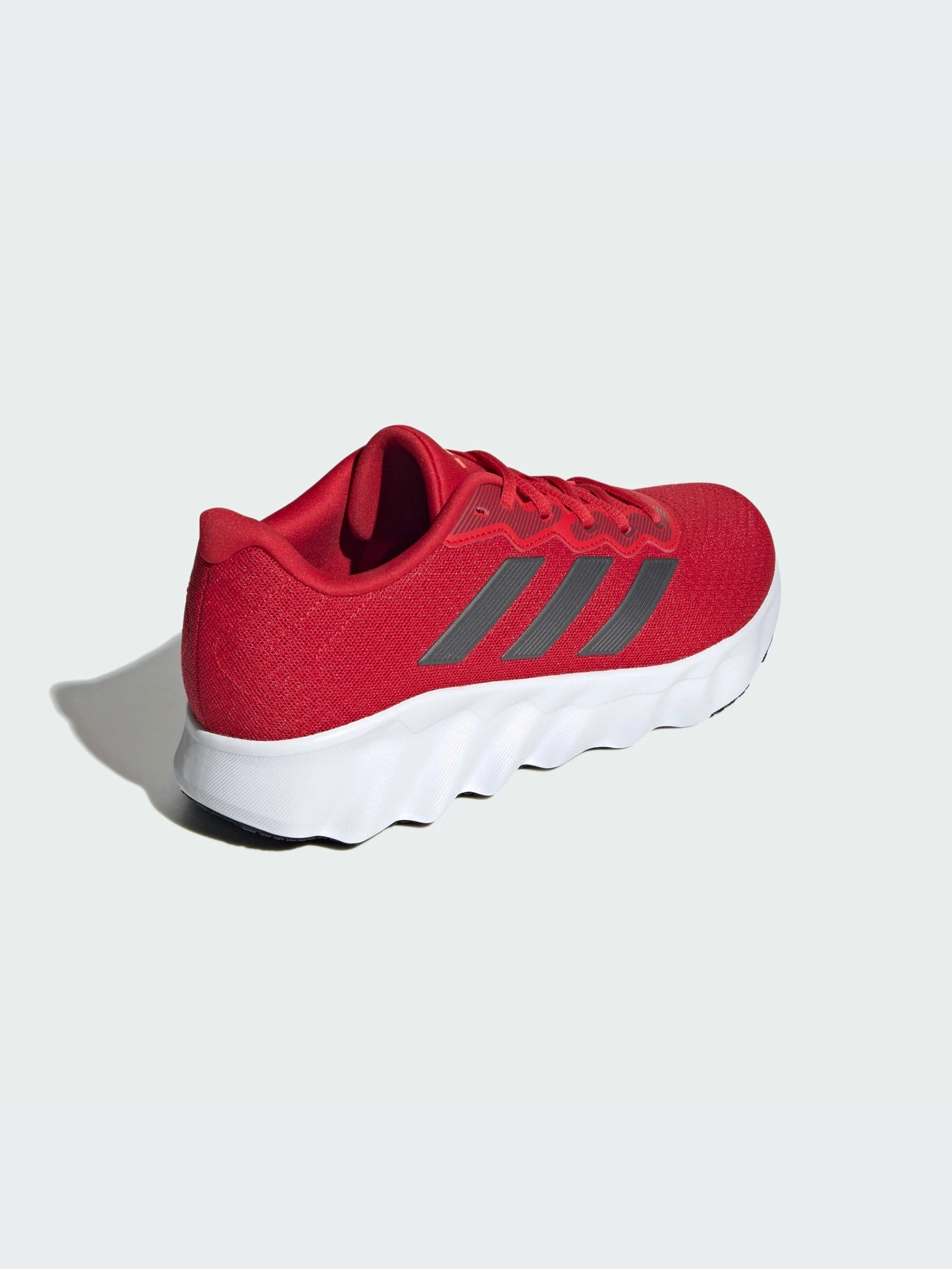 Кроссовки Adidas модель ID5251 Кроссовки Adidas модель ID5251 Фото