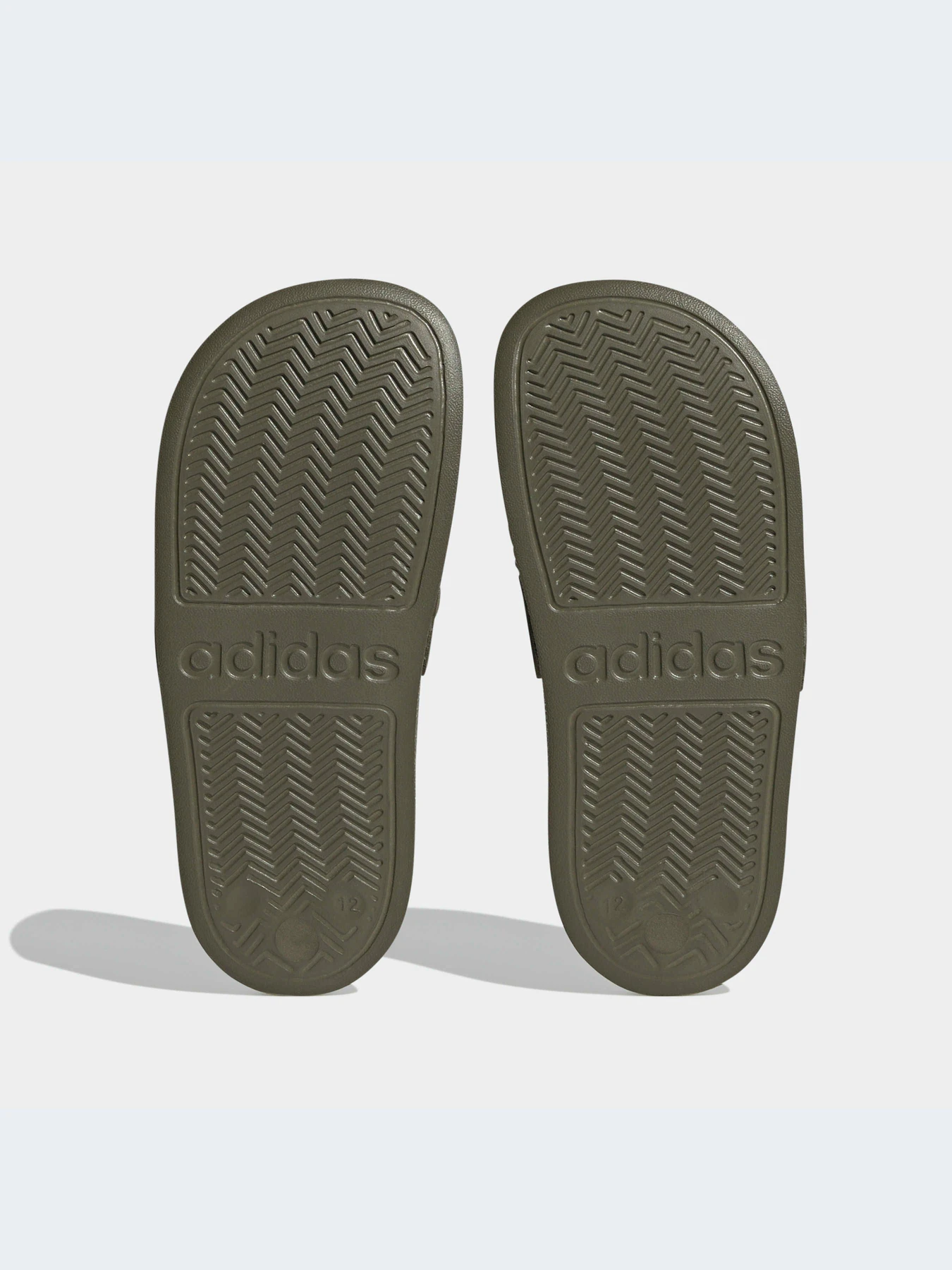 Шлёпанцы Adidas модель HP7607 Фото