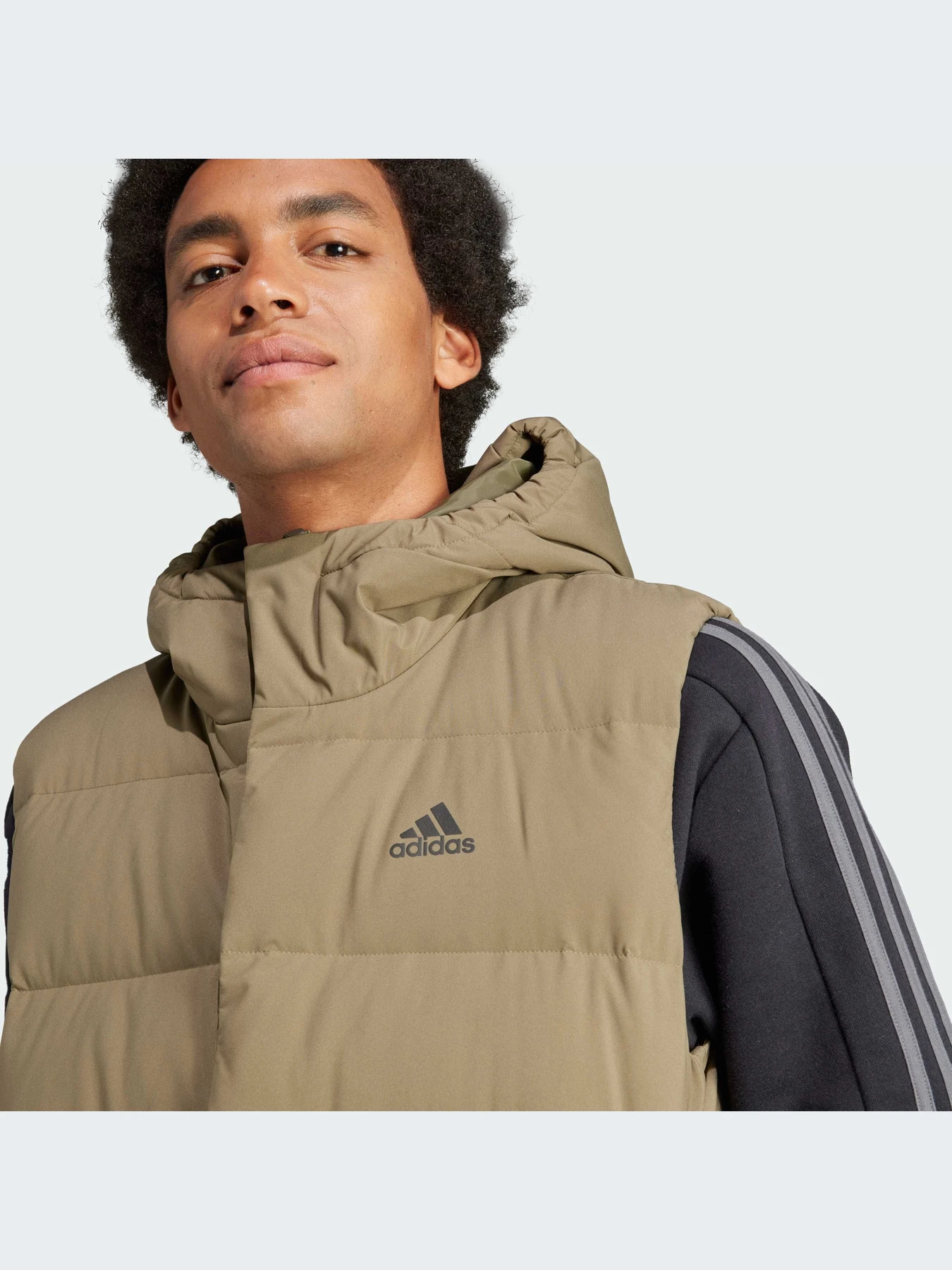 Куртки и дубленки Adidas модель IK3189 Фото