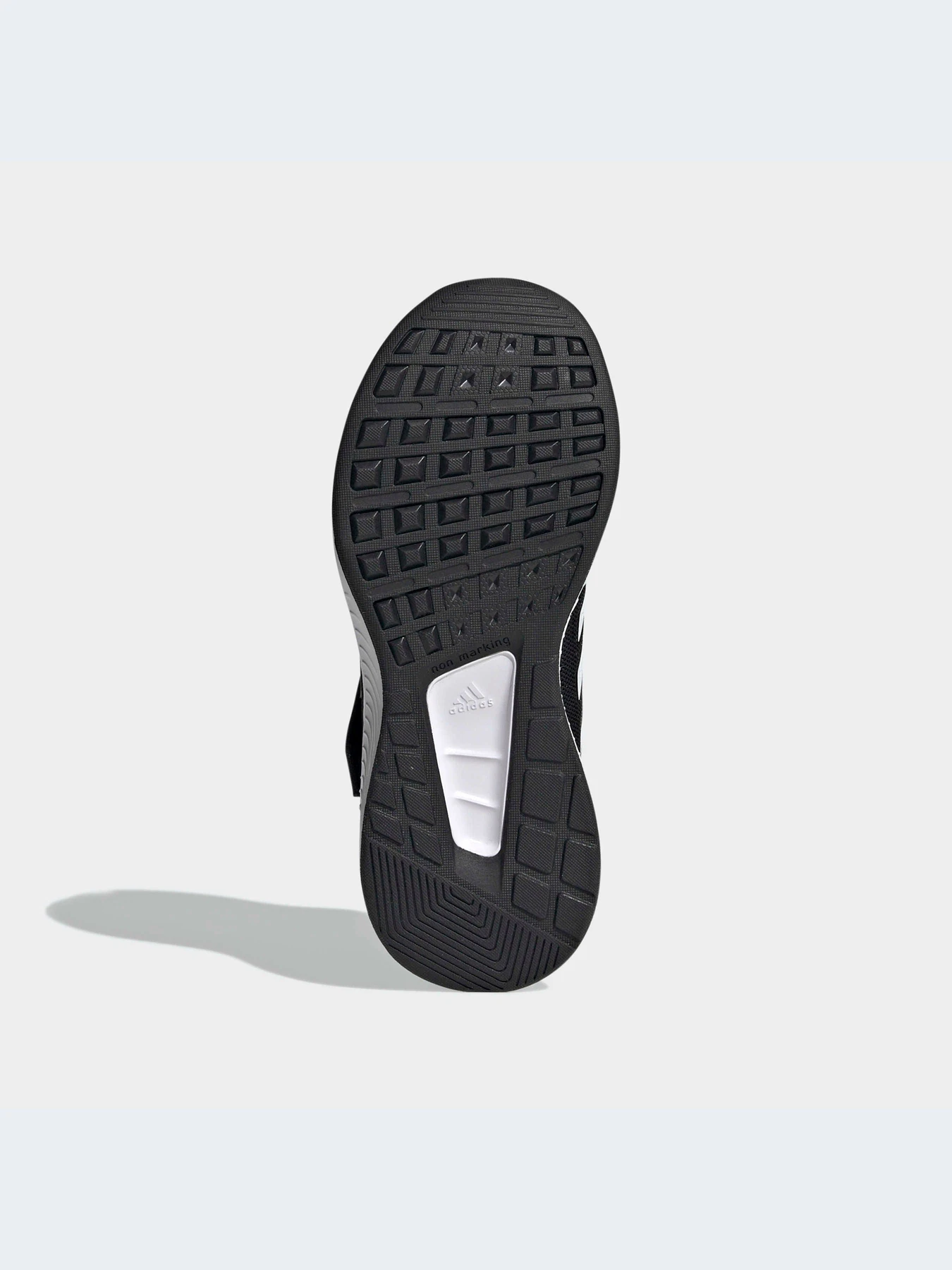 Кроссовки Adidas модель GX3530 Кроссовки Adidas модель GX3530 Фото