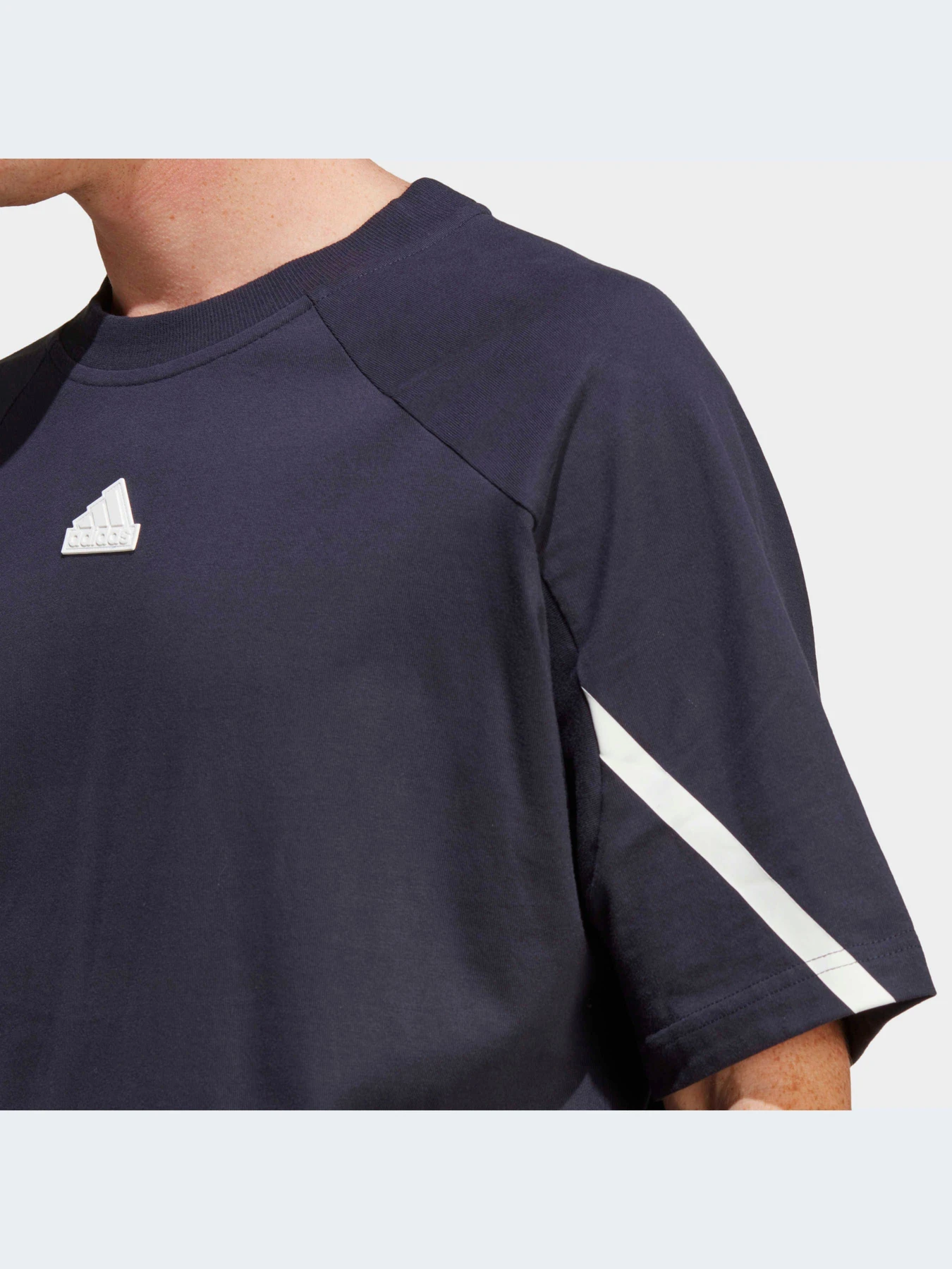 Футболки и поло Adidas модель IC3721 Футболки и поло Adidas модель IC3721 Фото