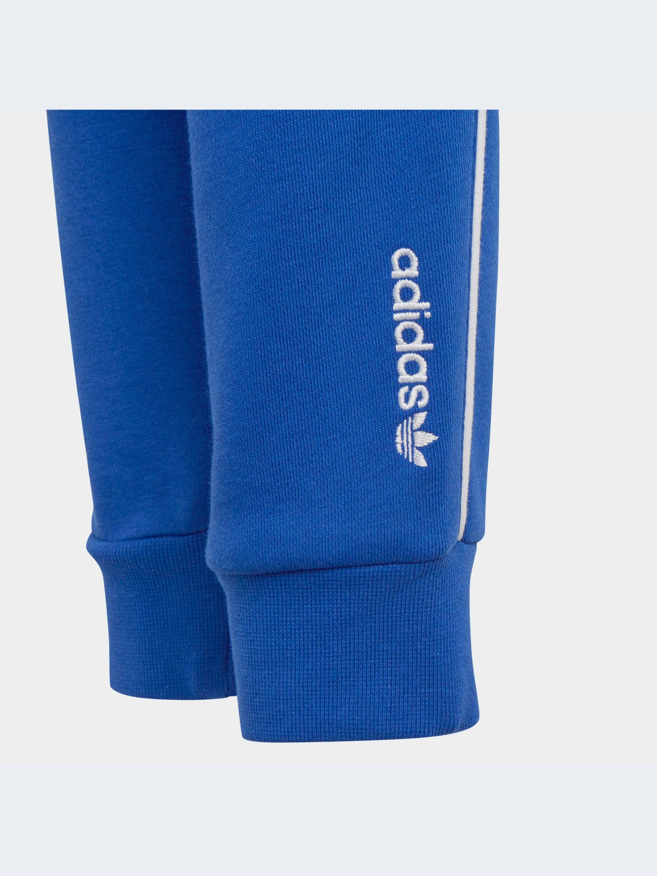 Костюмы Adidas Adicolor модель IB9911 Костюмы Adidas Adicolor модель IB9911 Фото
