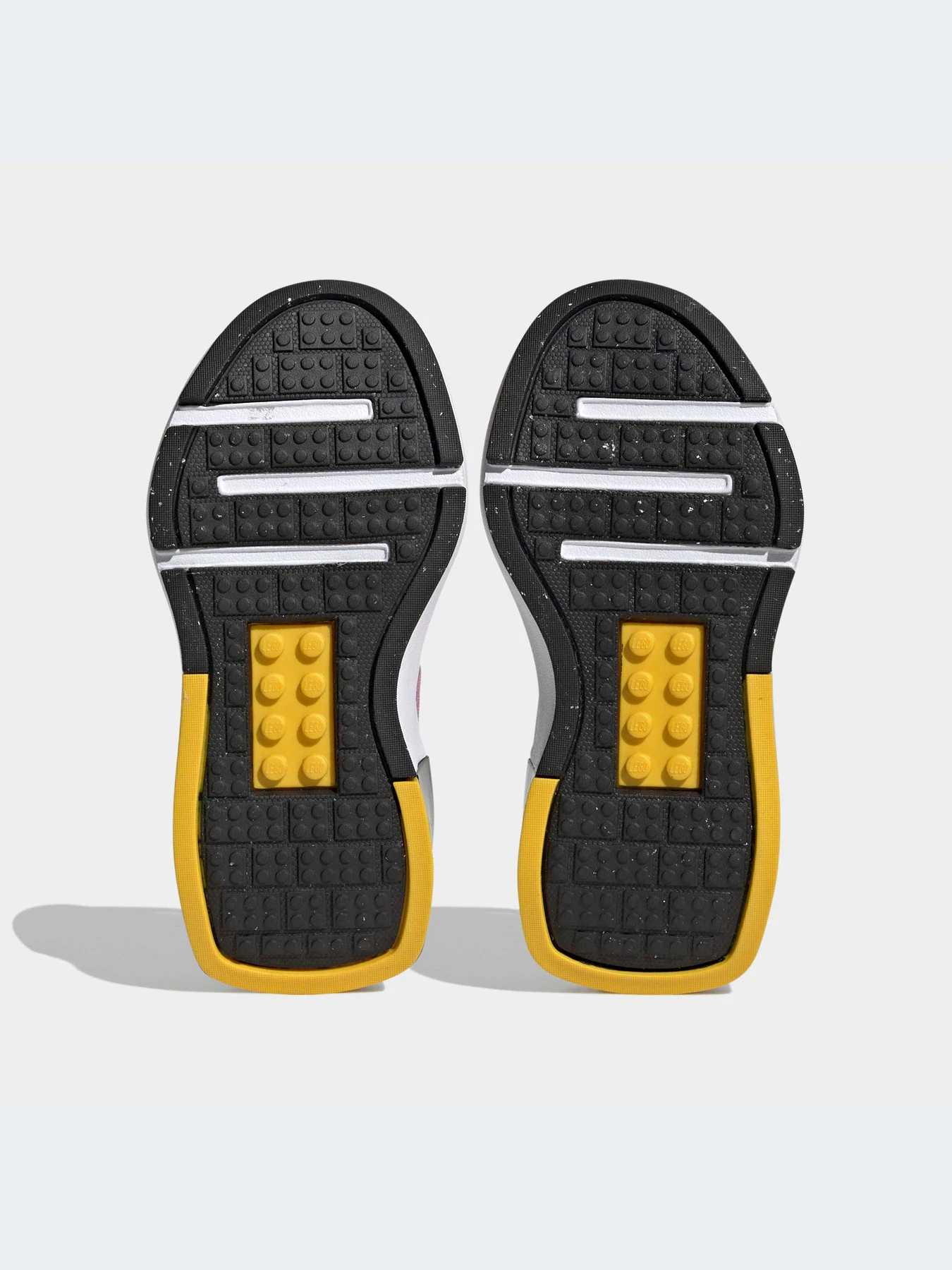 Кроссовки Adidas модель HP5880 Кроссовки Adidas модель HP5880 Фото