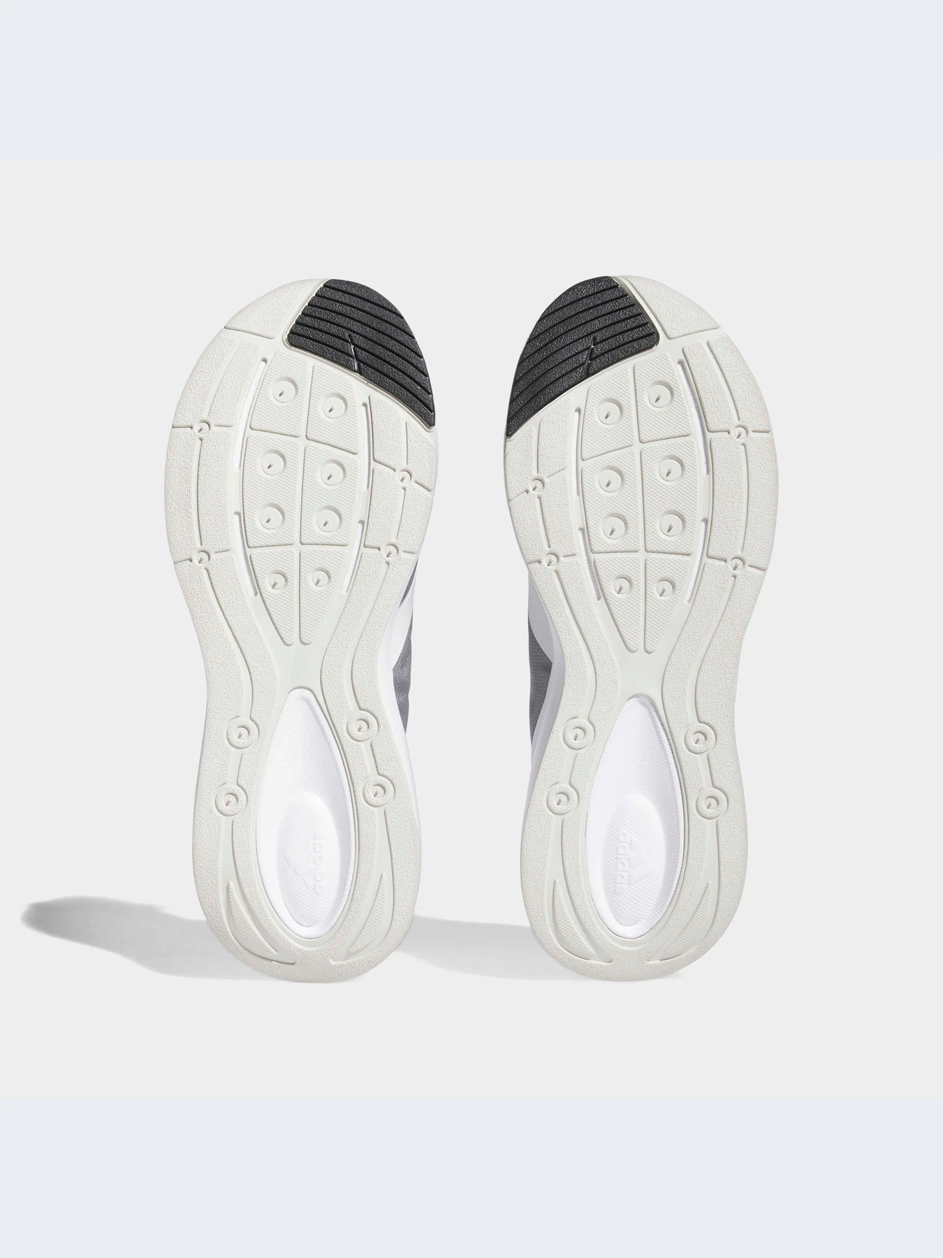 Кроссовки Adidas модель HR0277 Кроссовки Adidas модель HR0277 Фото