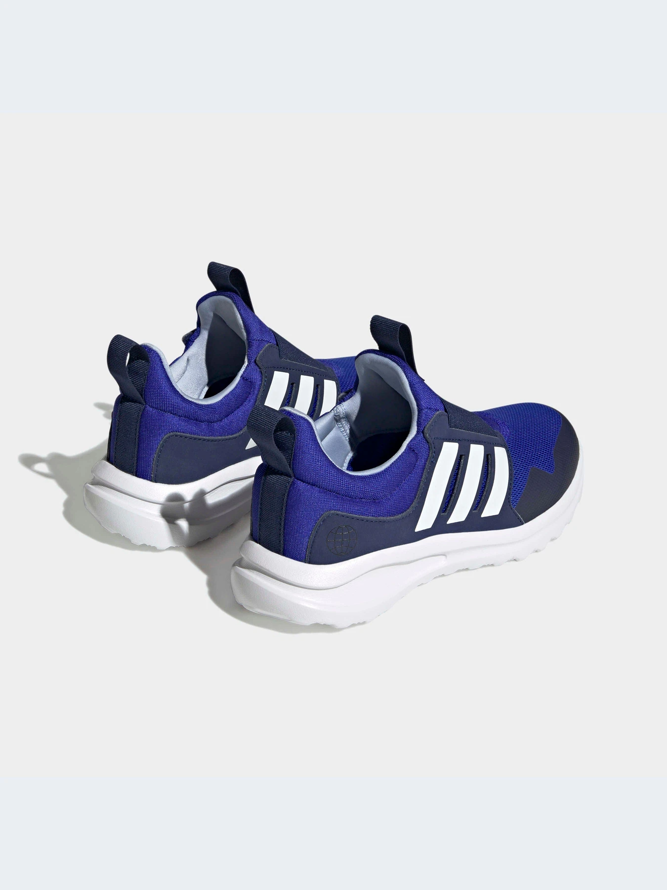 Кросівки Adidas модель H03623 Кросівки Adidas модель H03623 Фото