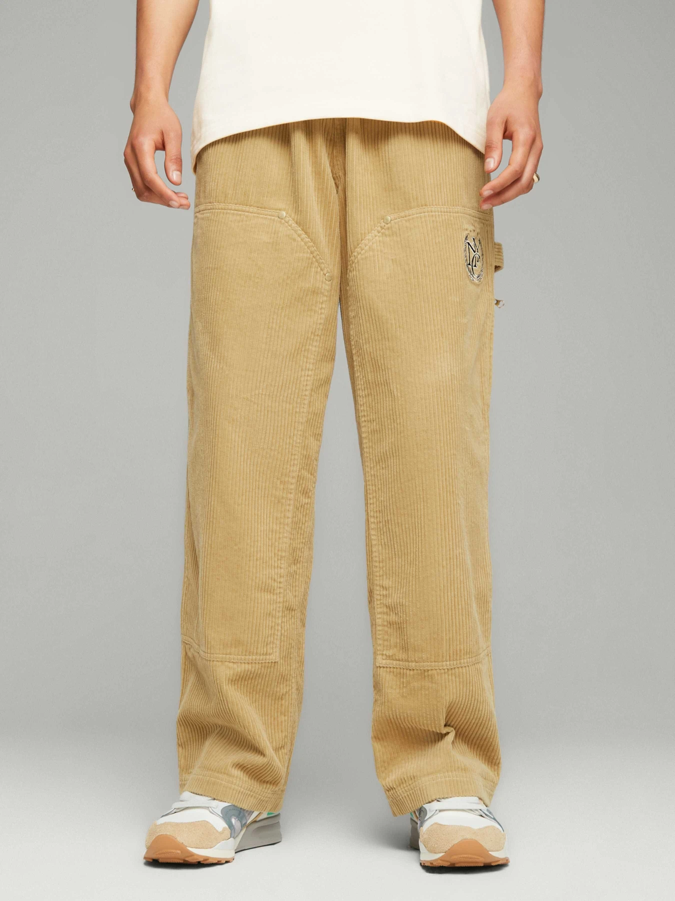 Штани PUMA x Rhuigi Corduroy Pants модель 620891 Штани PUMA x Rhuigi Corduroy Pants модель 620891 Фото