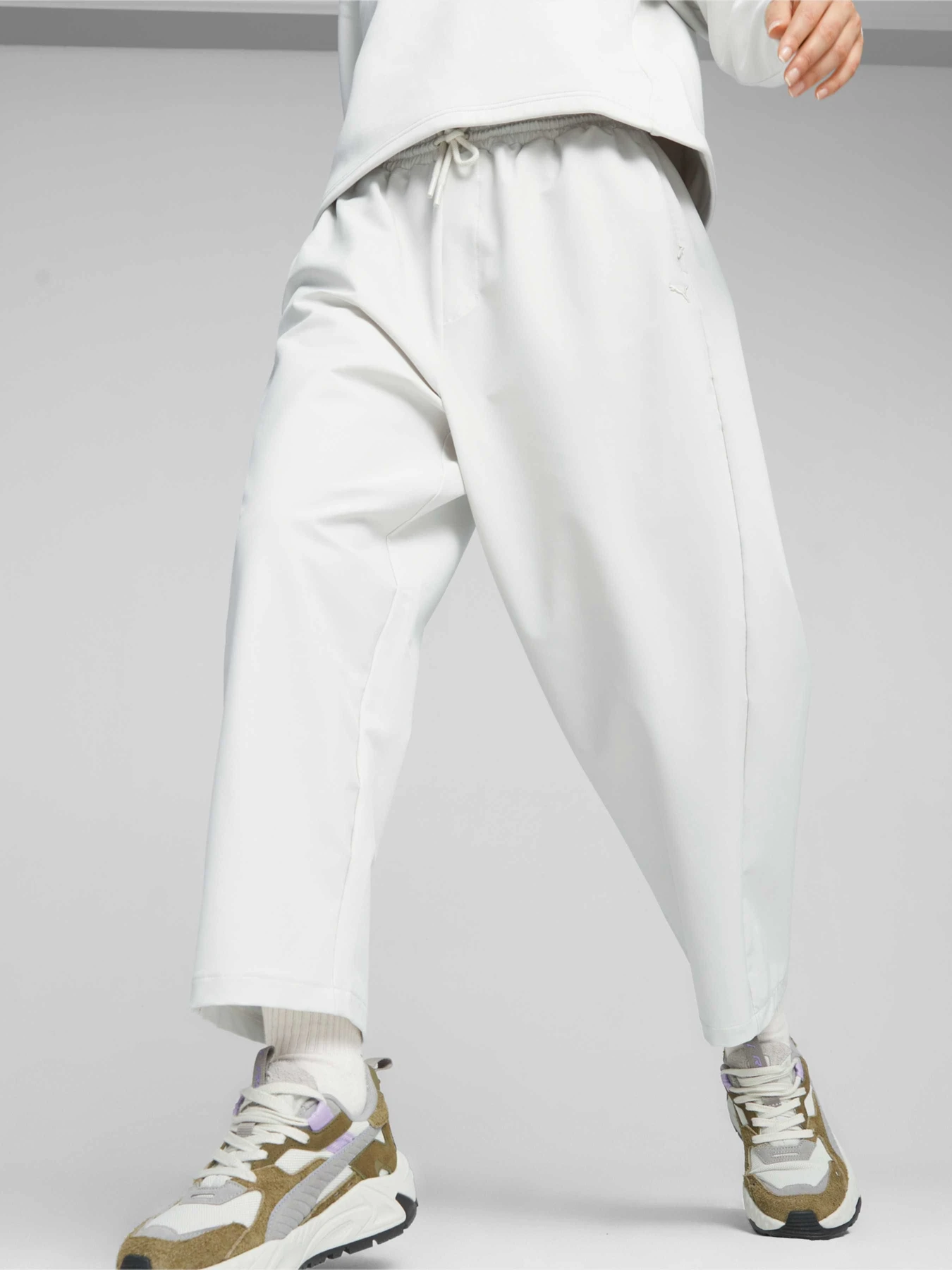 Штани PUMA Yona Pants модель 620833 Фото