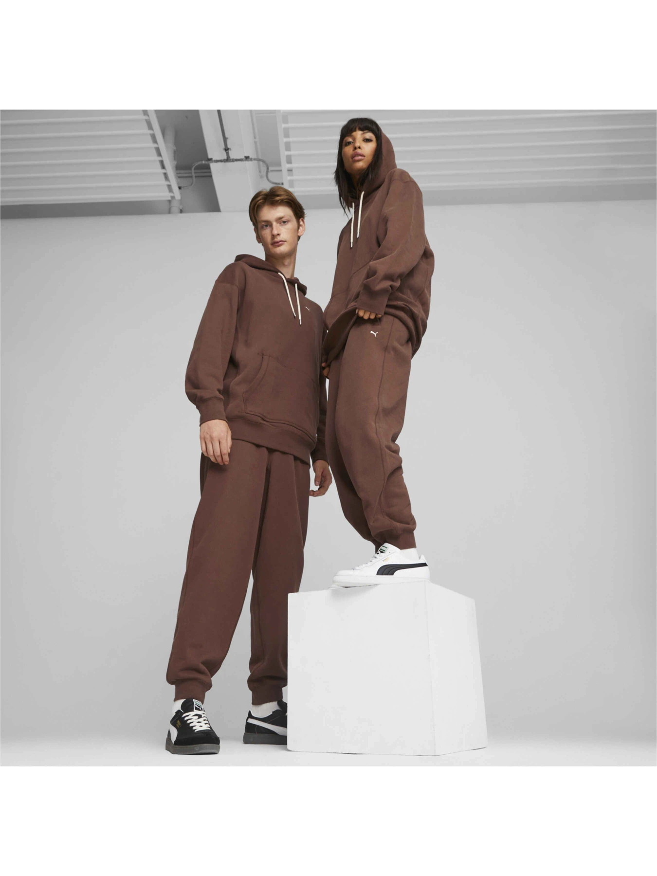 Брюки PUMA Mmq Sweatpants модель 620821 Брюки PUMA Mmq Sweatpants модель 620821 Фото
