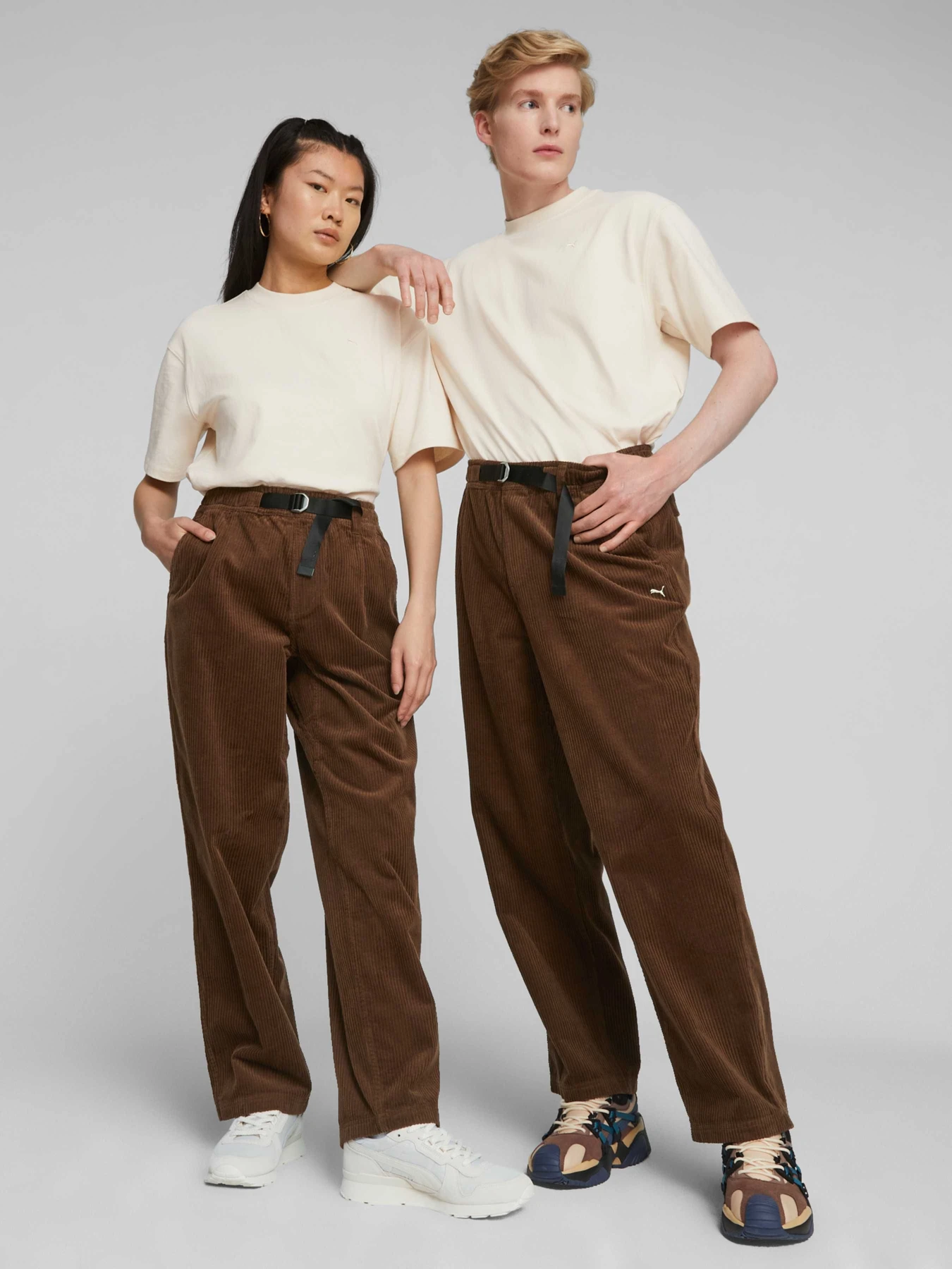 Штани PUMA Mmq Corduroy Pants модель 620822 Фото