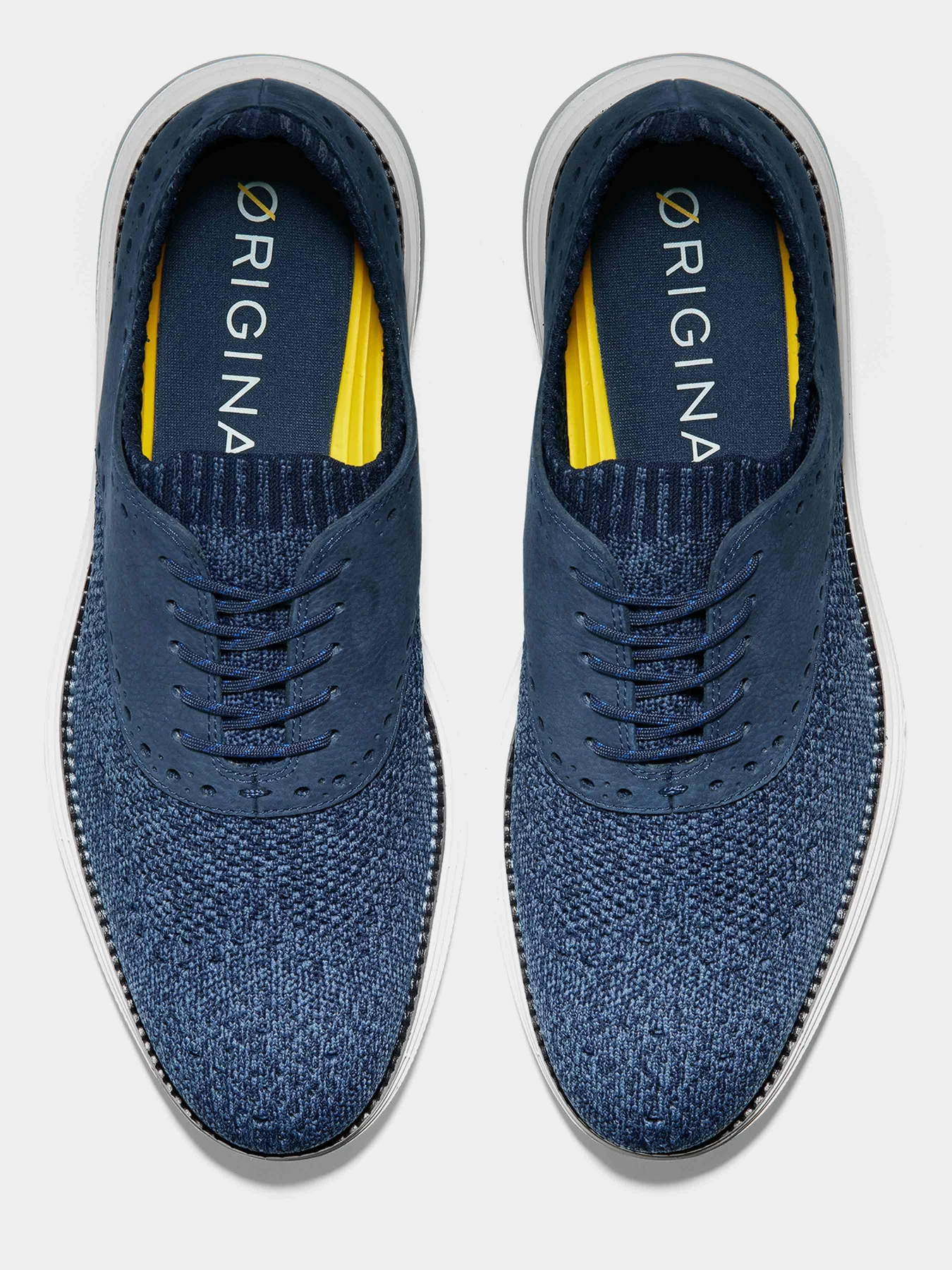 Туфли и лоферы Cole Haan модель C32115 Фото