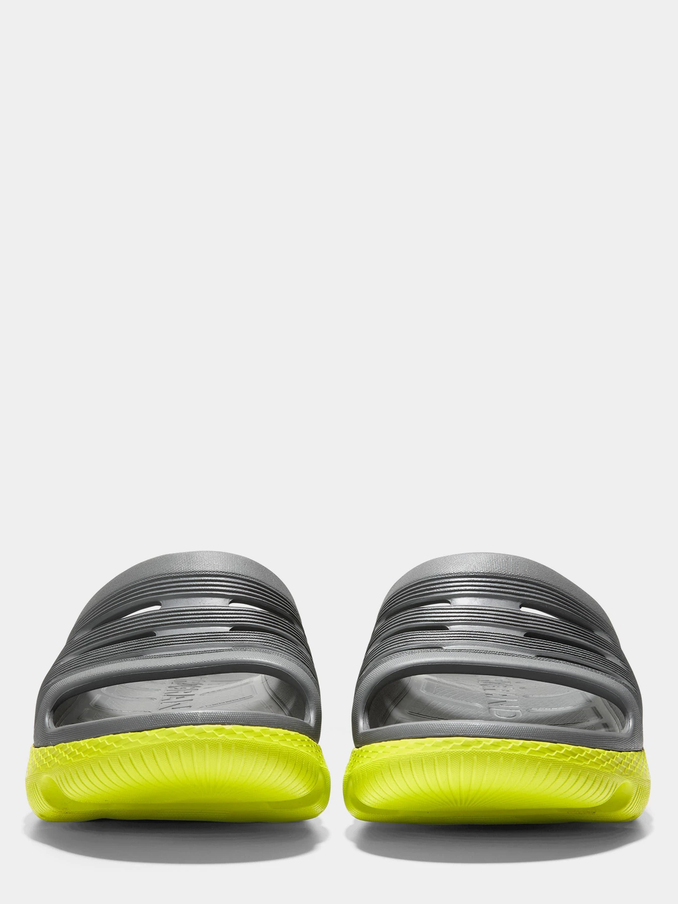 Шлёпанцы Cole Haan модель C34398 Фото