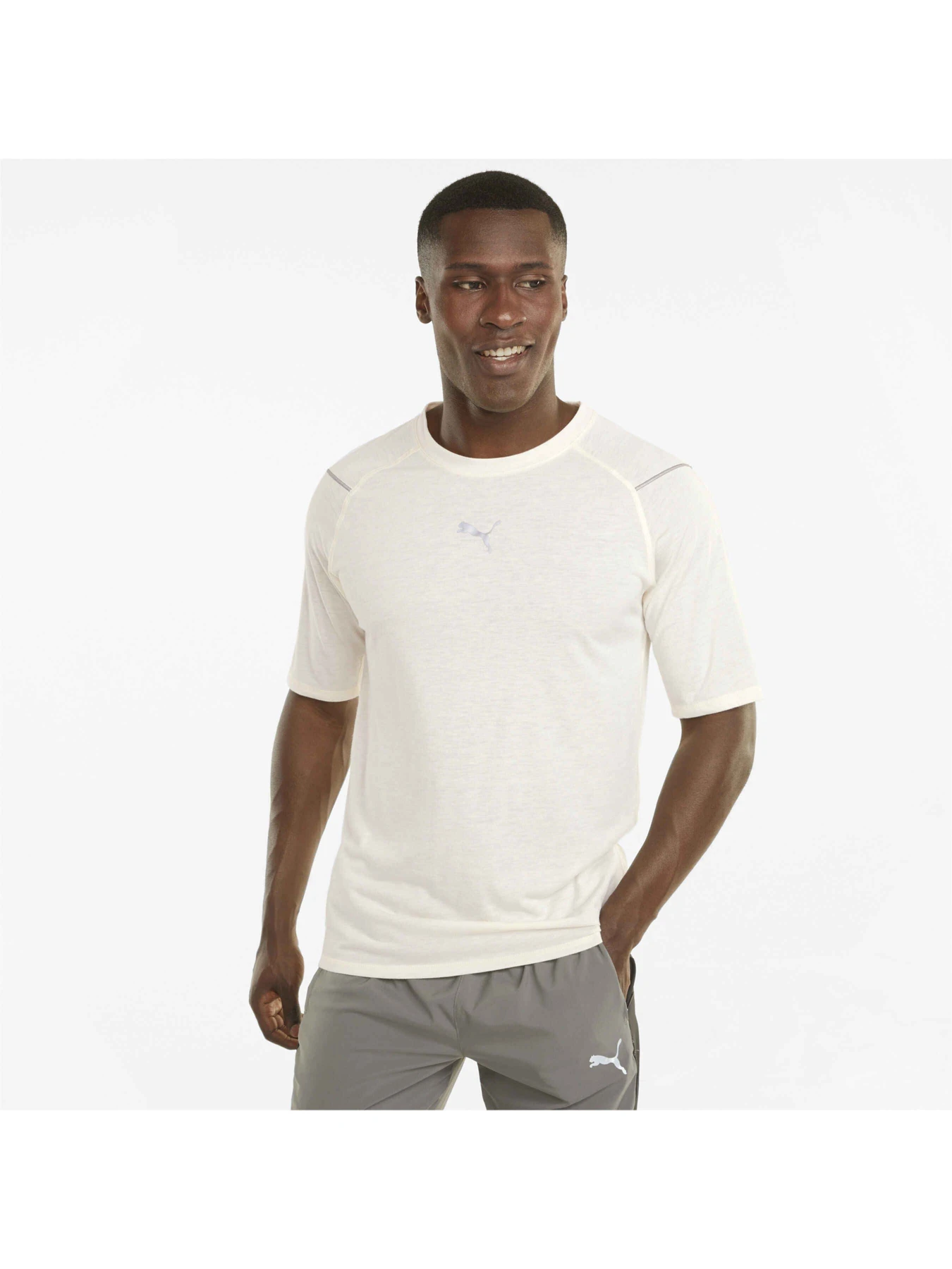 Футболки и поло PUMA Run Wool Ss Tee модель 520861 Футболки и поло PUMA Run Wool Ss Tee модель 520861 Фото