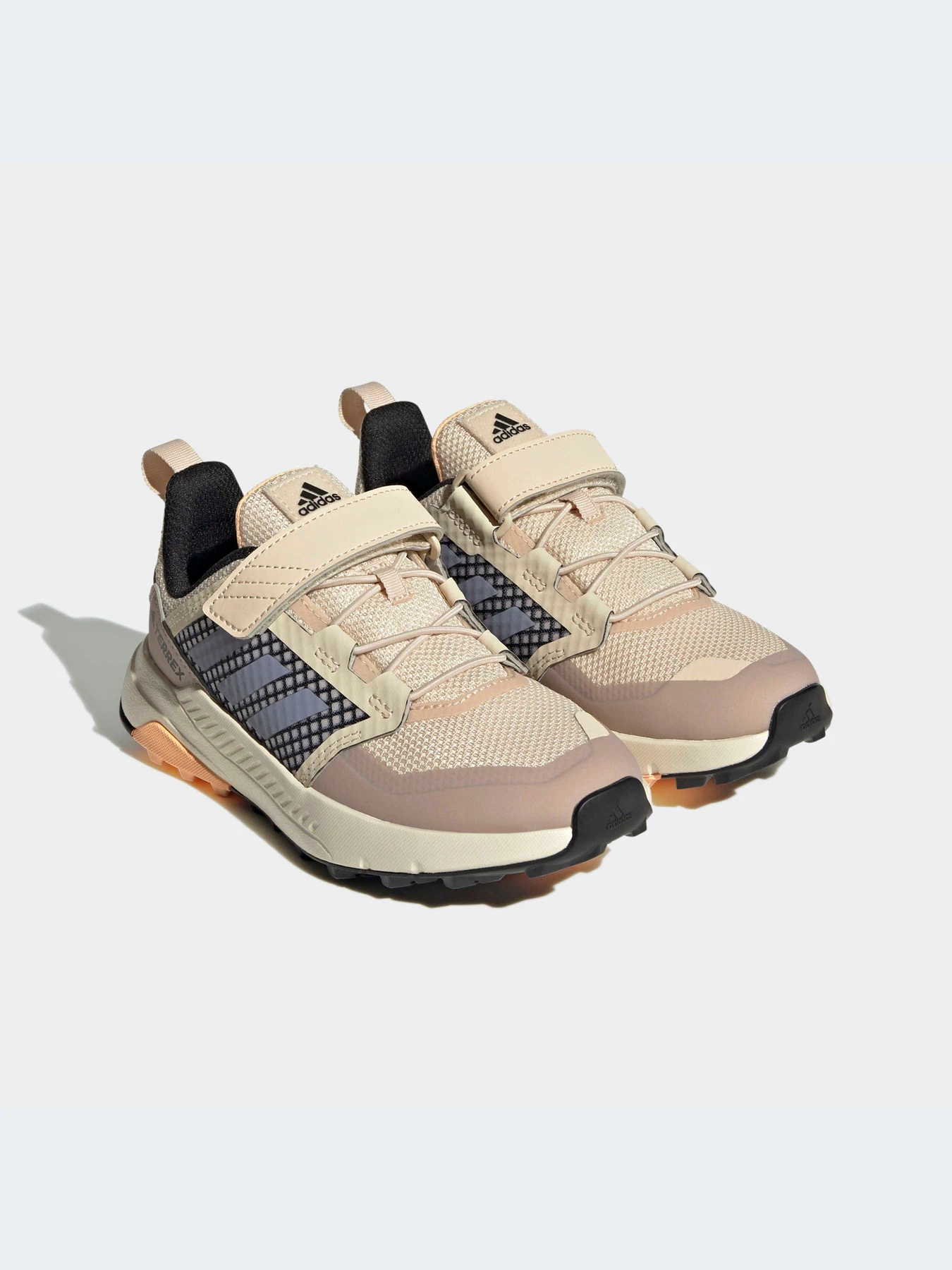 Кроссовки Adidas модель HQ5812 Кроссовки Adidas модель HQ5812 Фото