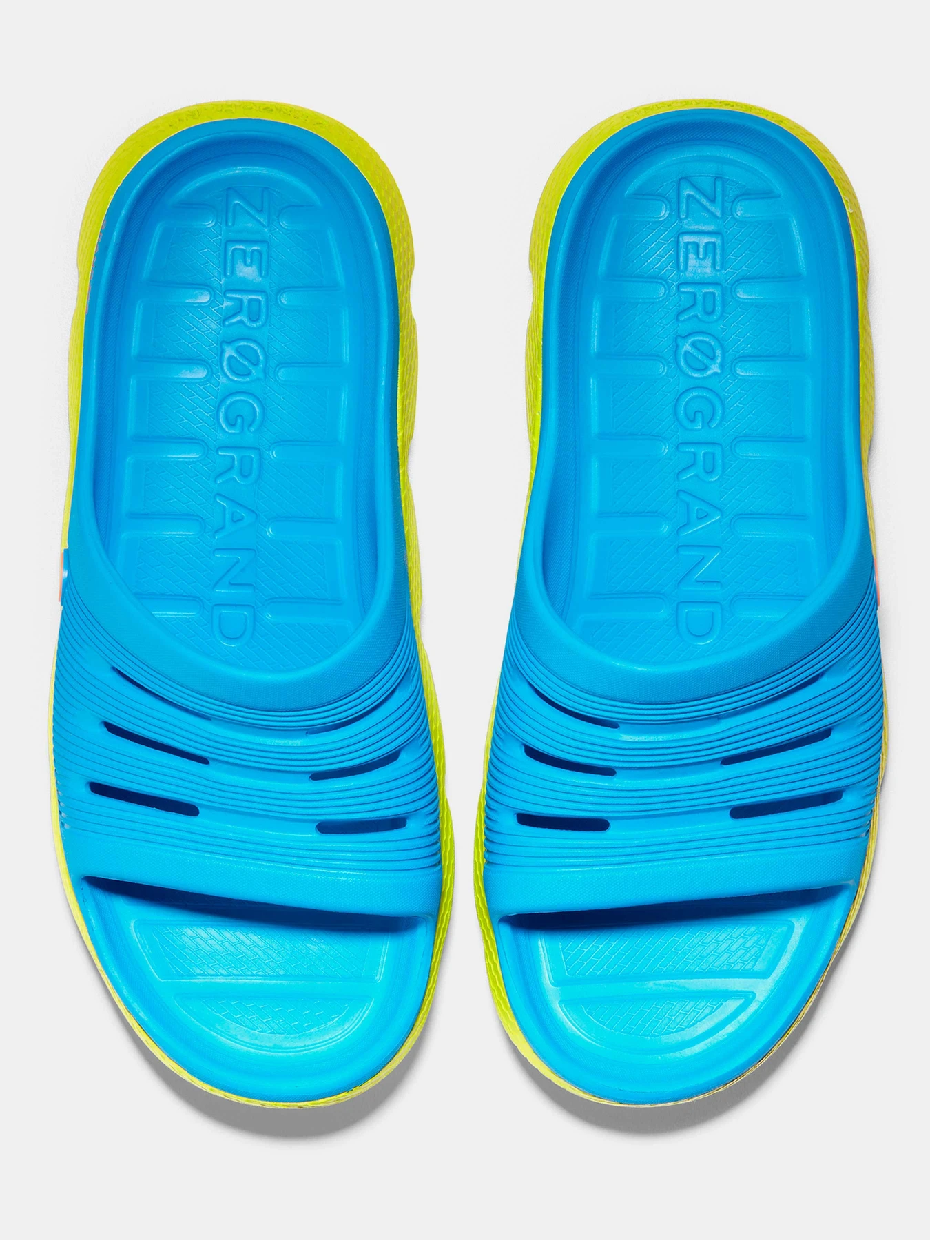 Шлёпанцы Cole Haan модель W22985 Шлёпанцы Cole Haan модель W22985 Фото