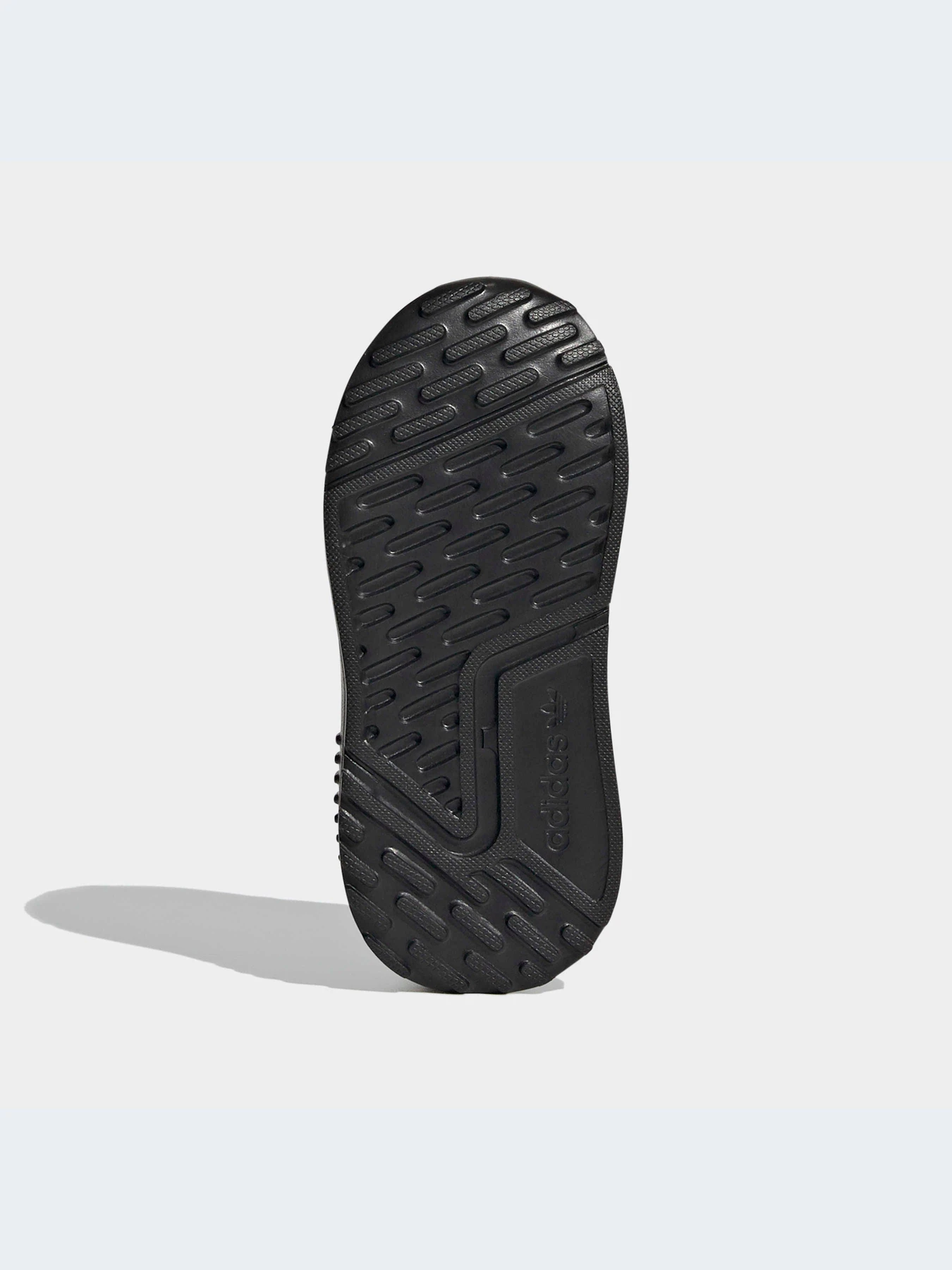 Кроссовки Adidas модель FX6405 Кроссовки Adidas модель FX6405 Фото