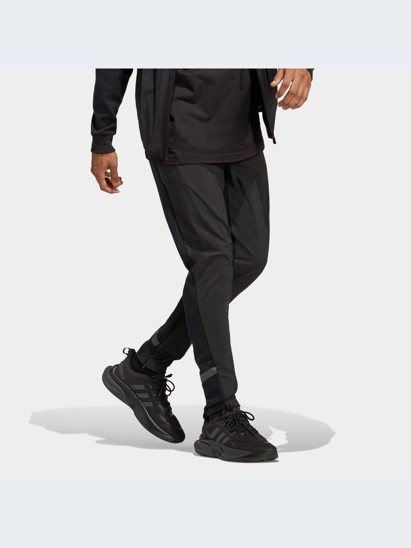 Брюки Adidas модель IC8017 Брюки Adidas модель IC8017 Фото