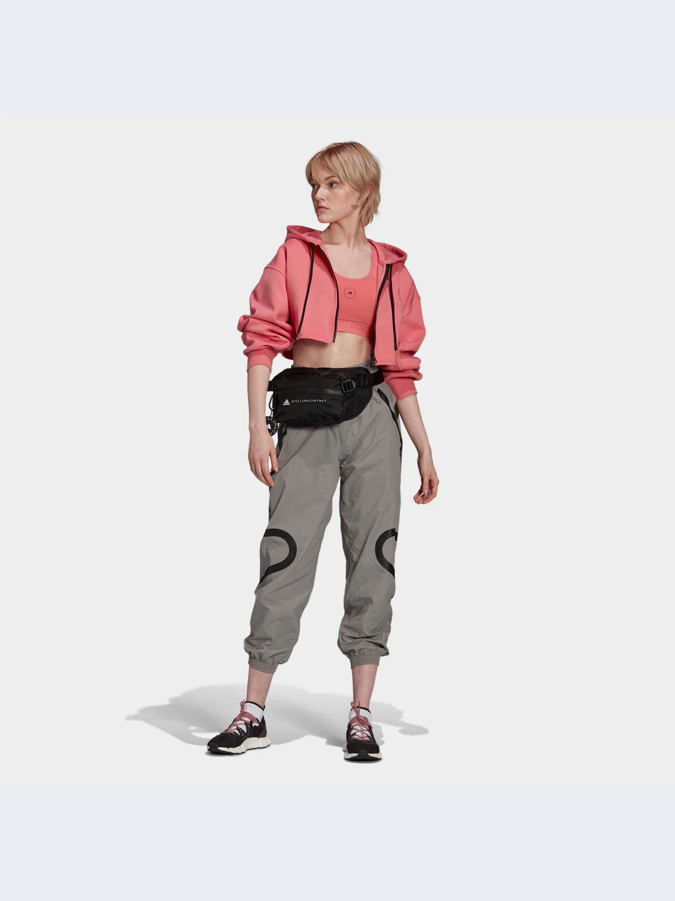 Худі та світшоти Adidas модель GU4347 Худі та світшоти Adidas модель GU4347 Фото