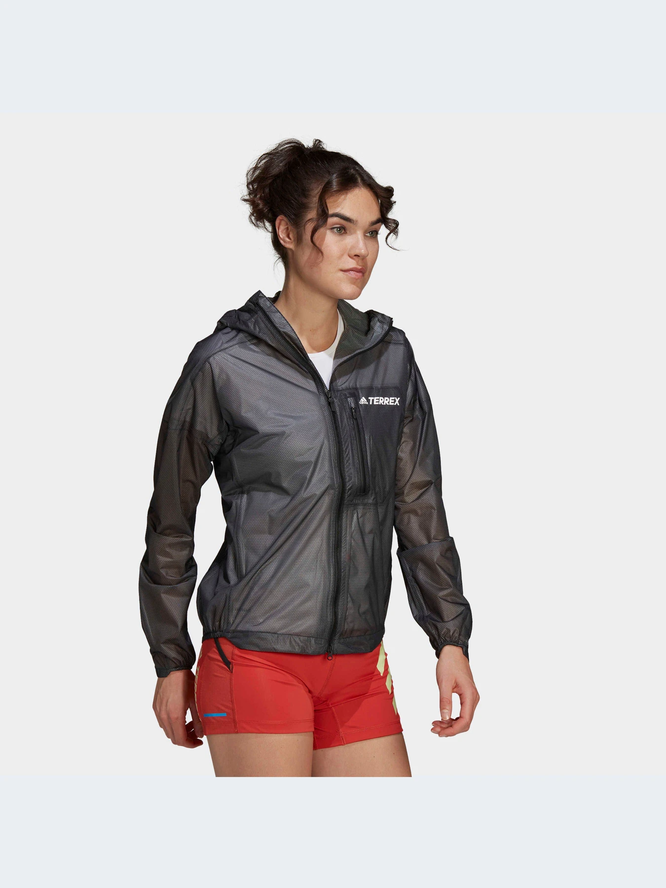 Куртки и дубленки Adidas модель HF2164 Куртки и дубленки Adidas модель HF2164 Фото