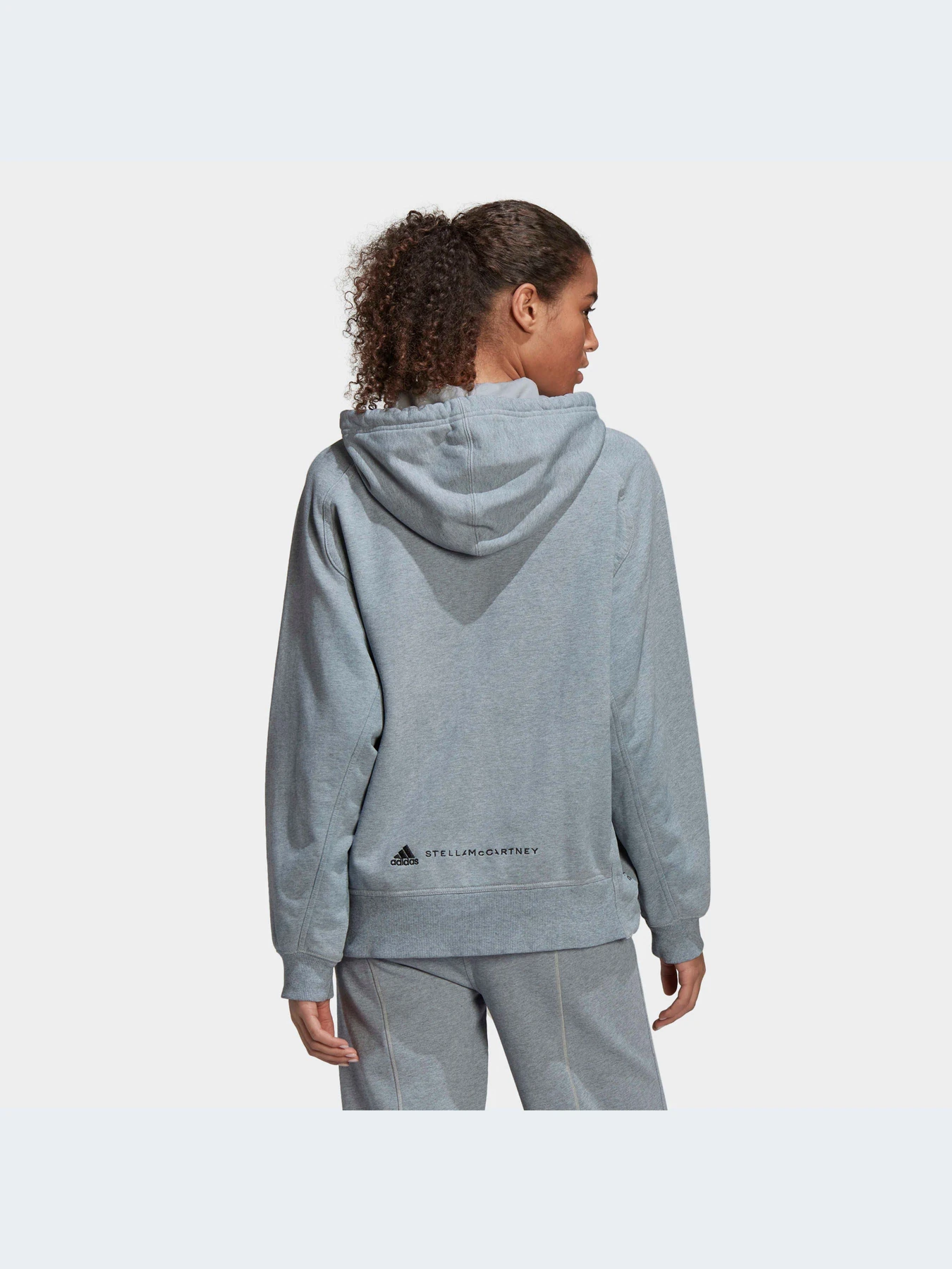 Худи и свитшоты Adidas модель HB7405 Фото
