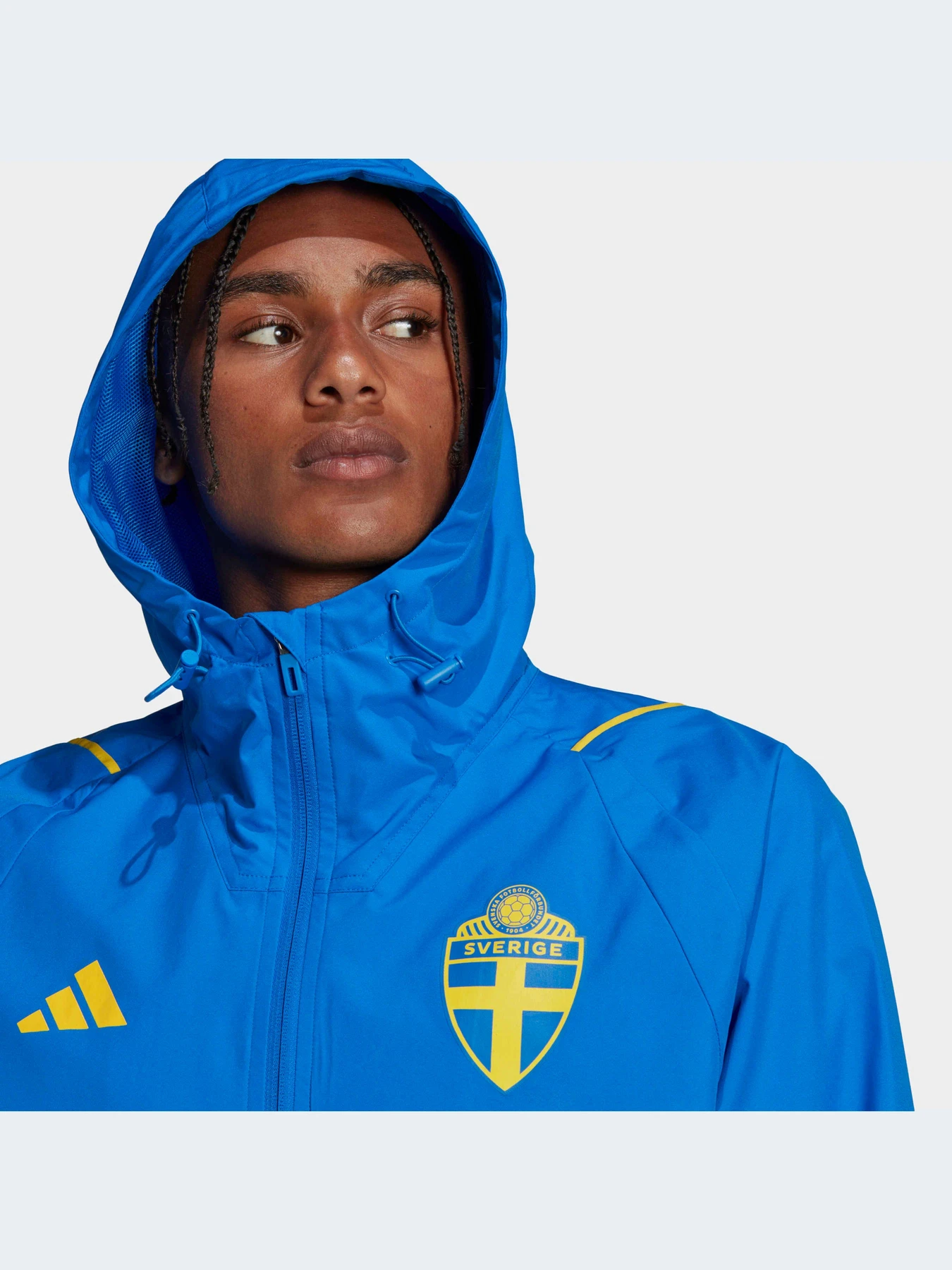 Куртки и дубленки Adidas модель HD8987 Фото
