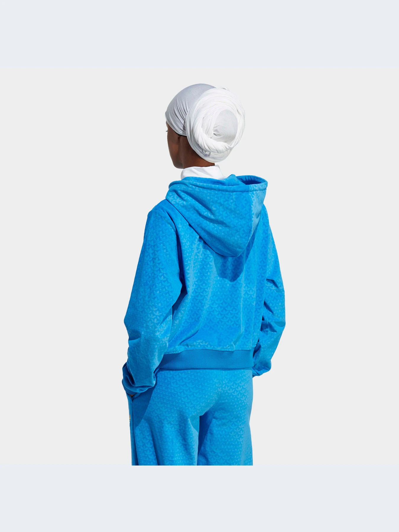 Худі та світшоти Adidas модель IB2046 Худі та світшоти Adidas модель IB2046 Фото