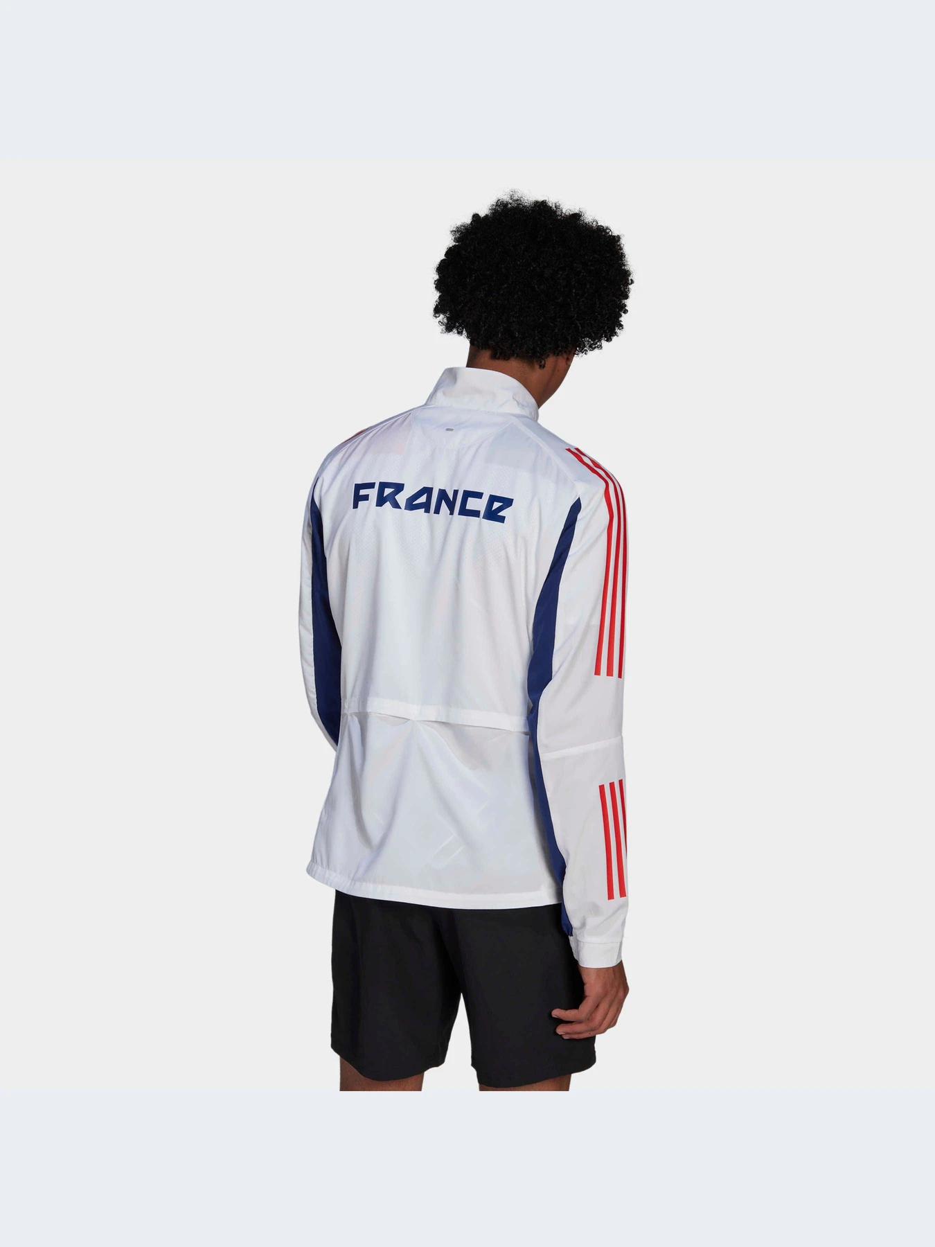 Куртки та дублянки Adidas модель HP1961 Куртки та дублянки Adidas модель HP1961 Фото