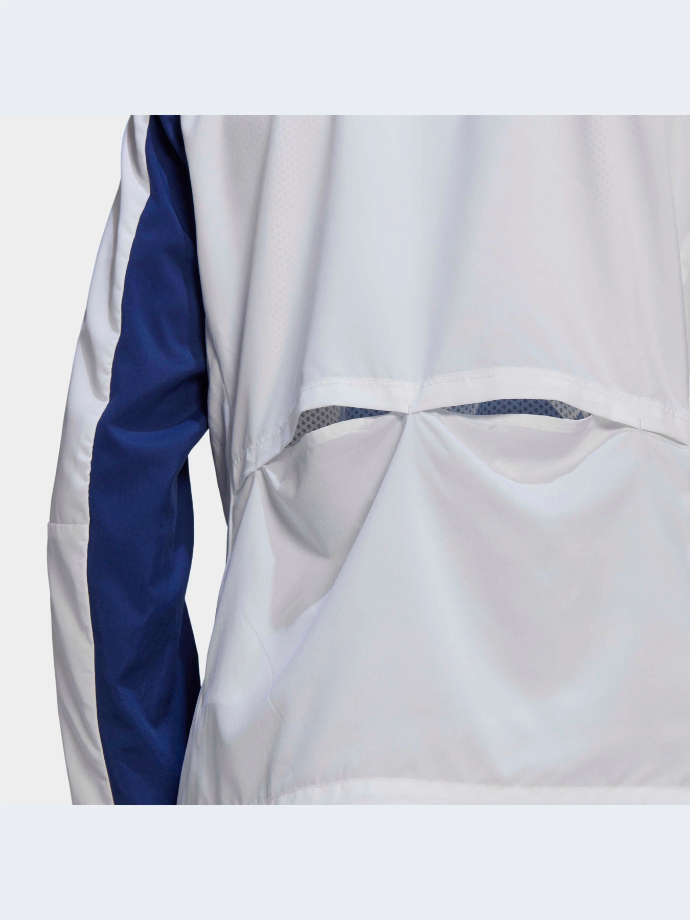 Куртки та дублянки Adidas модель HP1961 Куртки та дублянки Adidas модель HP1961 Фото