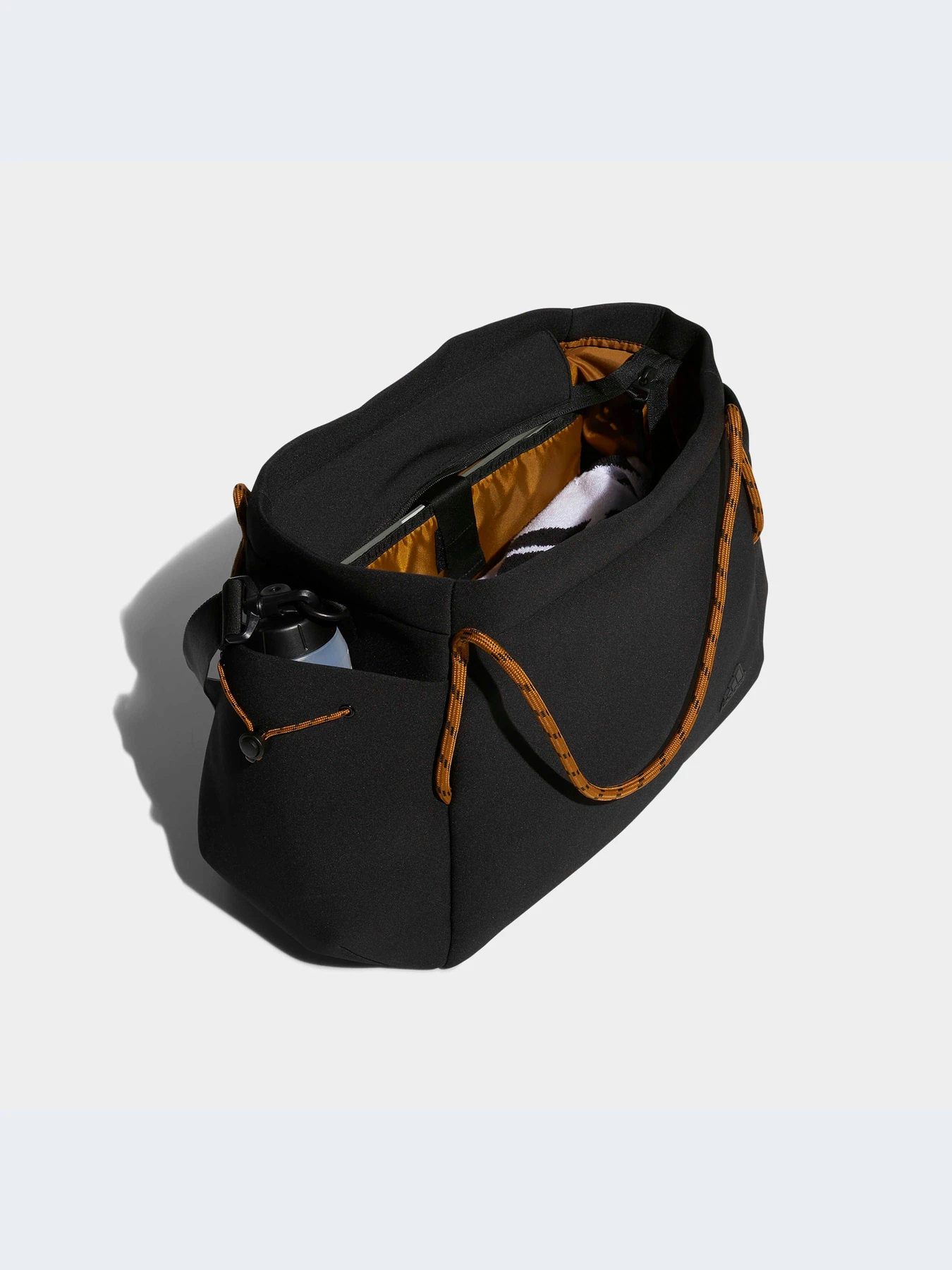 Сумки Adidas модель HN8197 Сумки Adidas модель HN8197 Фото