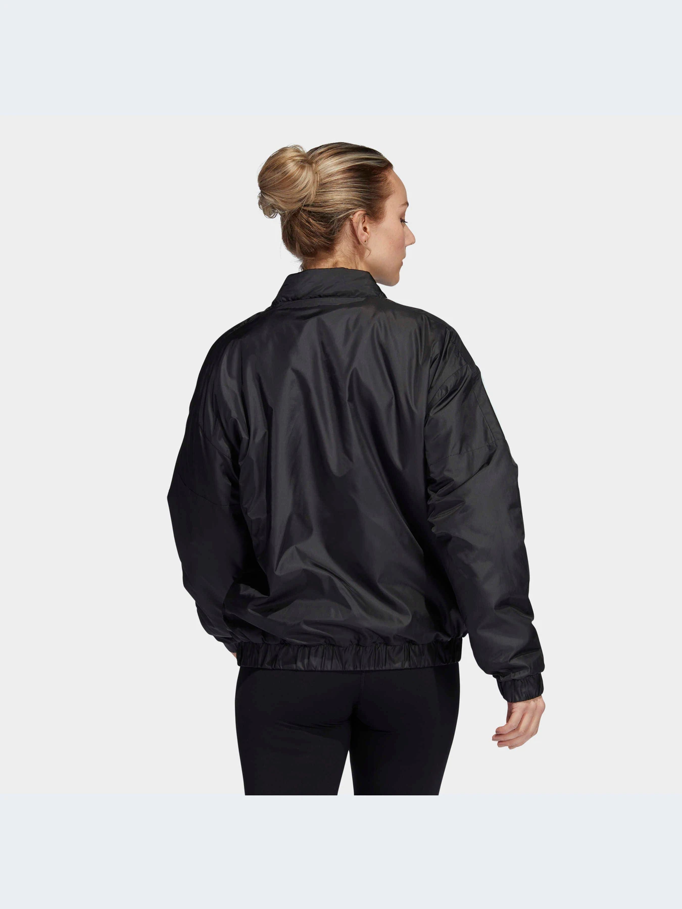 Куртки и дубленки Adidas модель HG5476 Куртки и дубленки Adidas модель HG5476 Фото