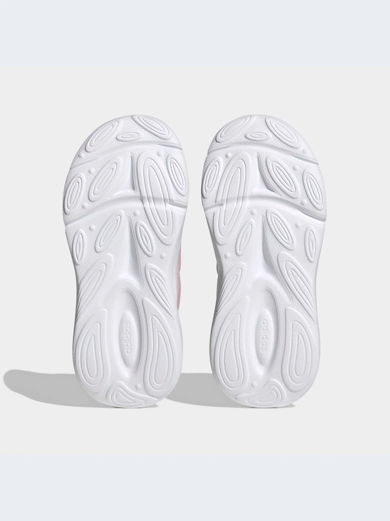 Кроссовки Adidas Ozweego модель HQ3835 Кроссовки Adidas Ozweego модель HQ3835 Фото