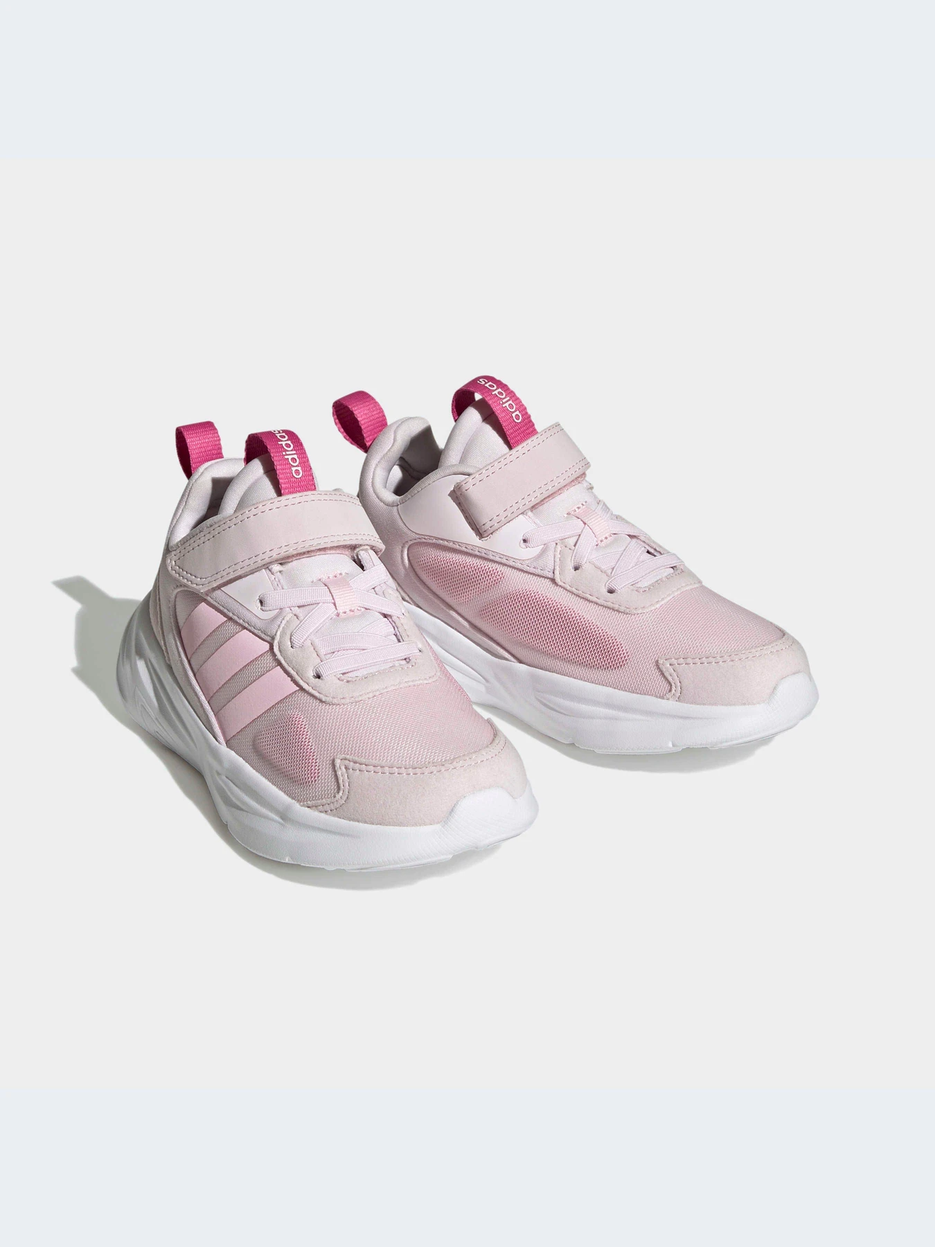 Кроссовки Adidas Ozweego модель HQ3835 Кроссовки Adidas Ozweego модель HQ3835 Фото