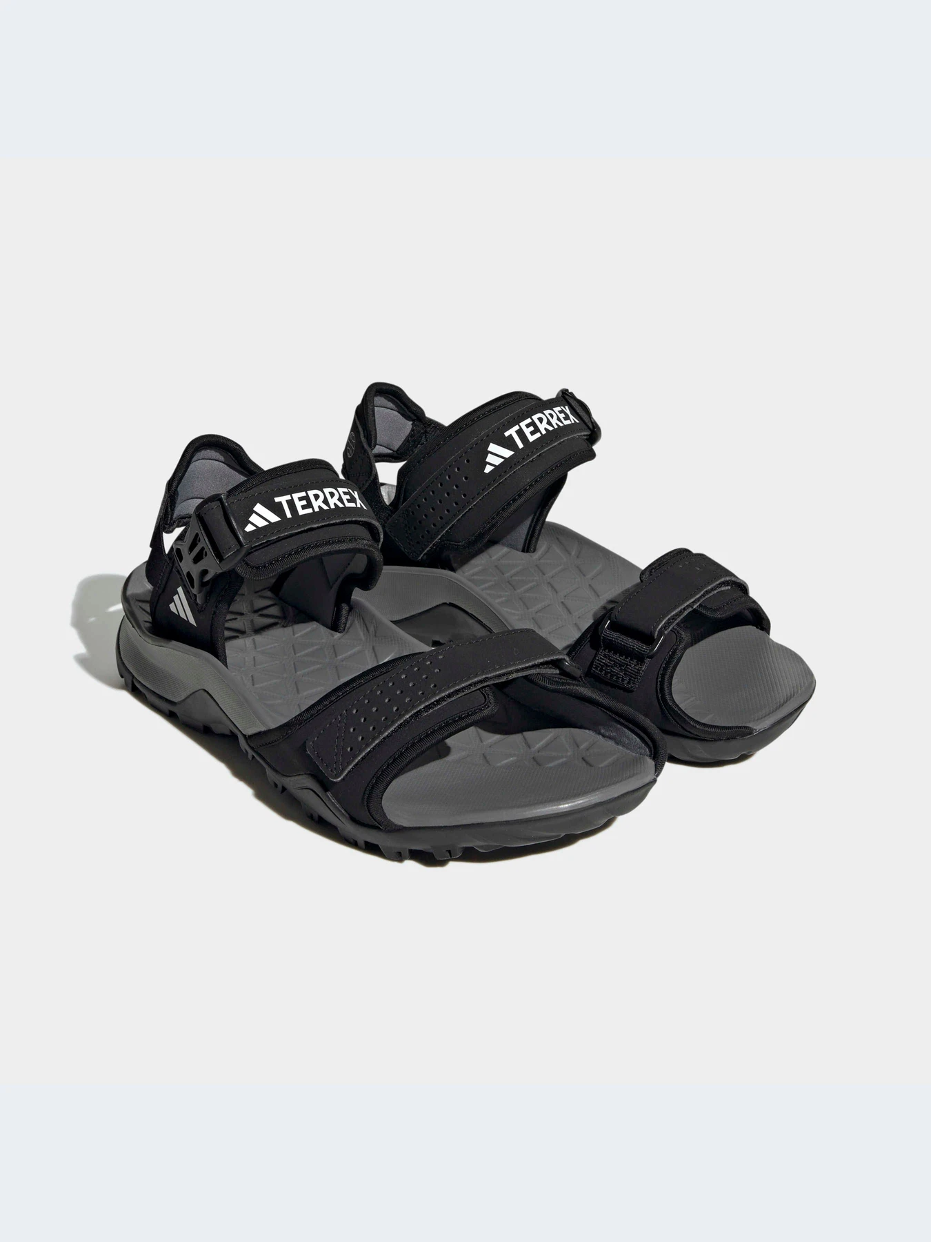 Сандалии Adidas модель HP8655 Фото